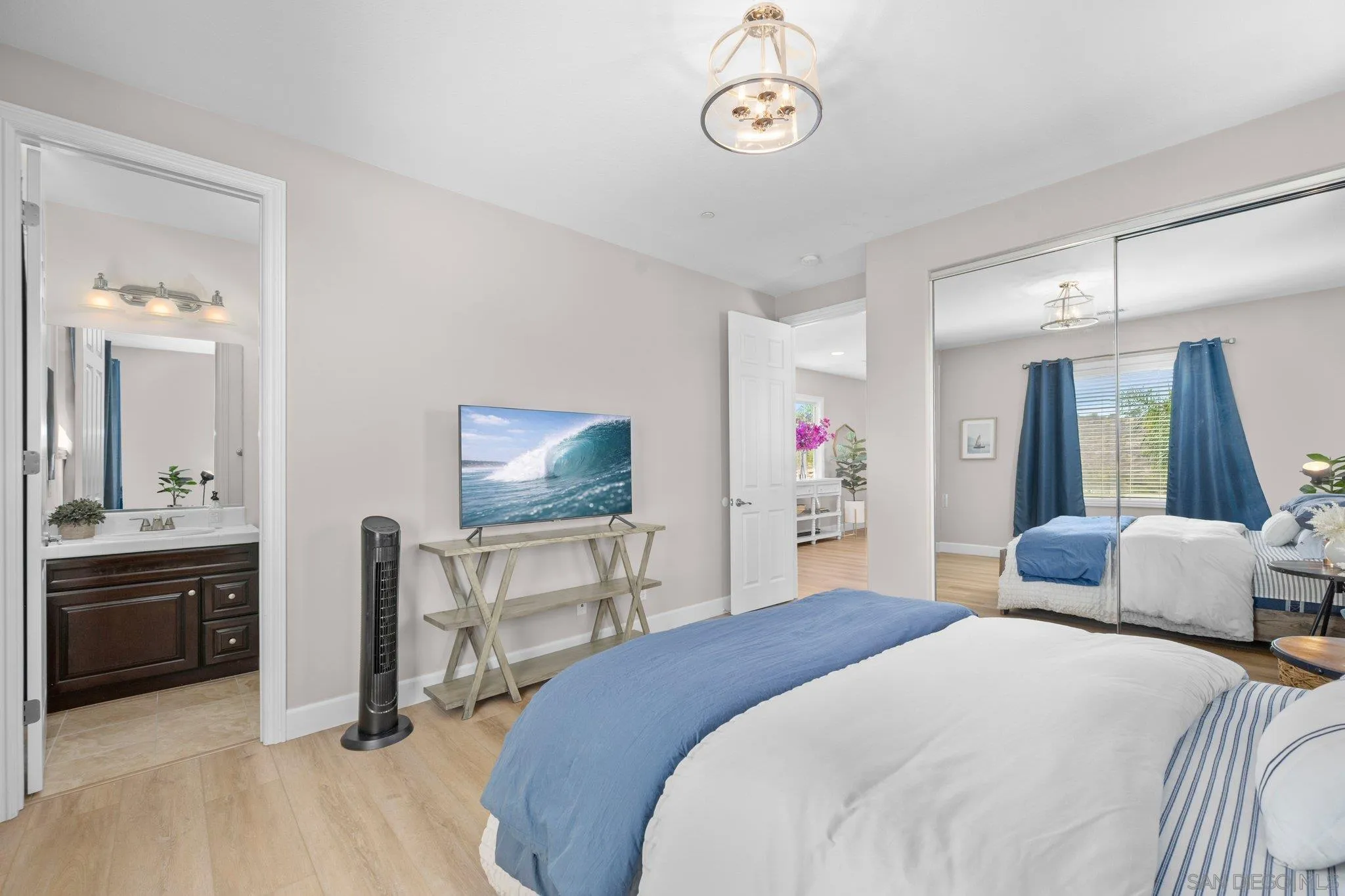 https://cdn.realtyfeed.com/cdn/127/260019325/a2192e79ebc2778e653a33e0752d45d4.webp