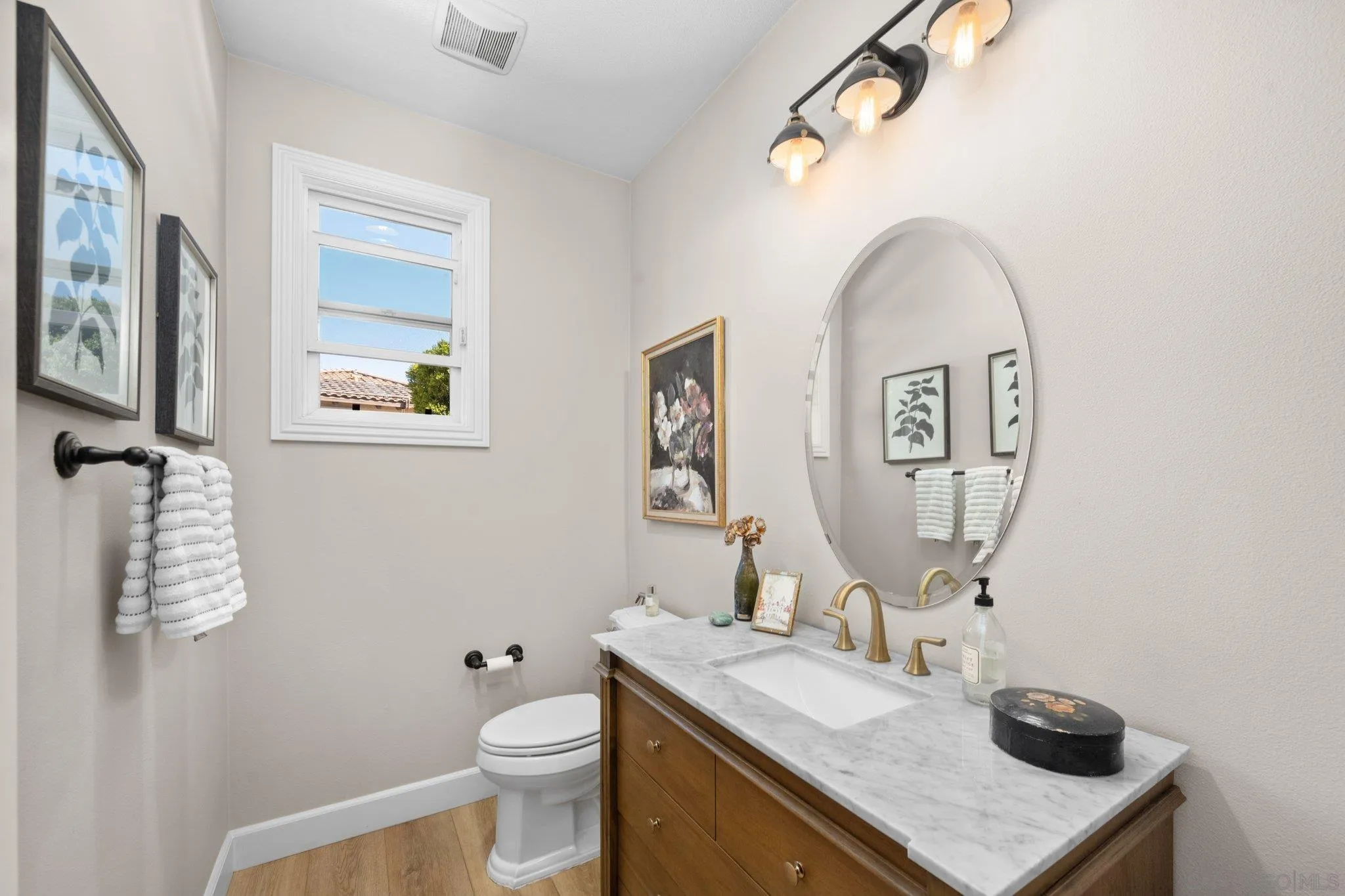 https://cdn.realtyfeed.com/cdn/127/260019325/a295e97b8811838b48602f406dab22a0.webp