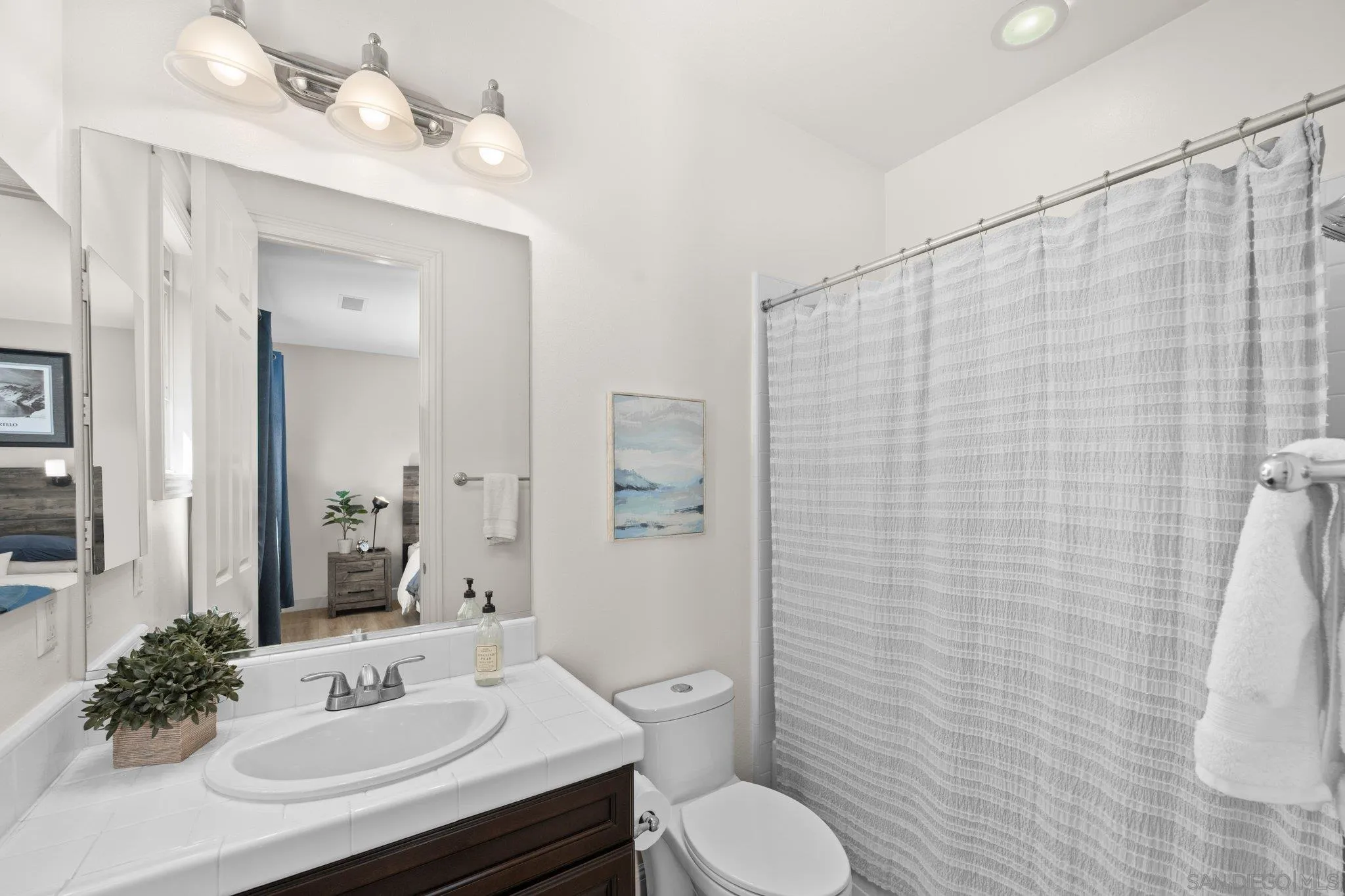 https://cdn.realtyfeed.com/cdn/127/260019325/b20623682a779447e718cd1ad5fbfa35.webp