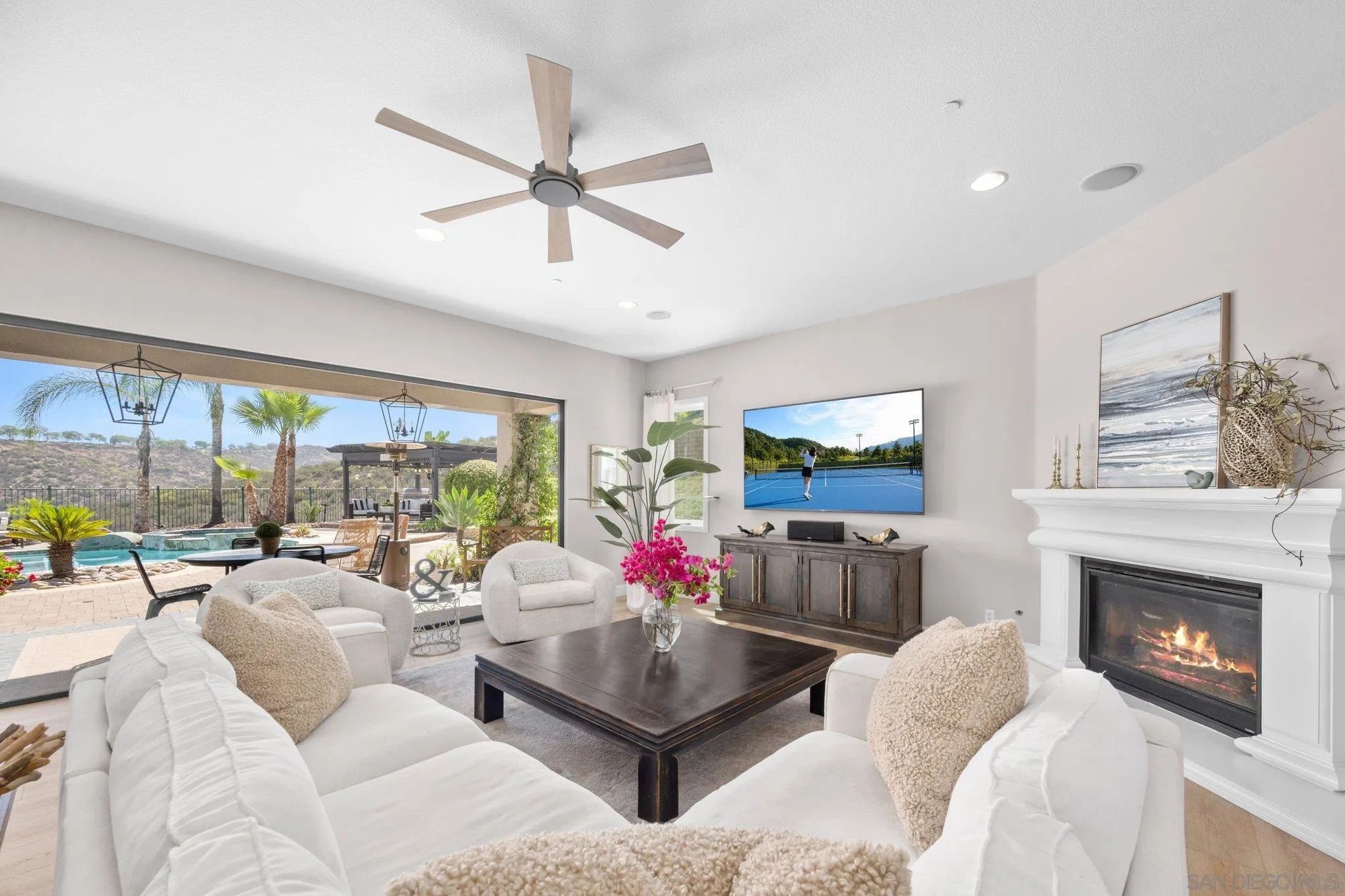 https://cdn.realtyfeed.com/cdn/127/260019325/d0bc1b777cea95a7a006997b66046b00.webp