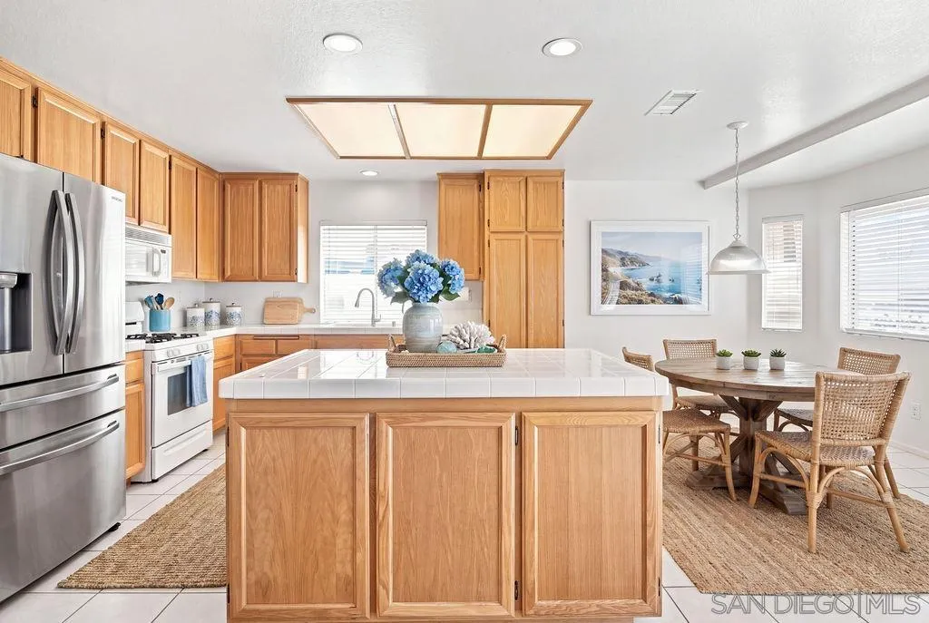 https://cdn.realtyfeed.com/cdn/127/260019327/6ef2e23c34327d45fb90b549462e3af6.webp