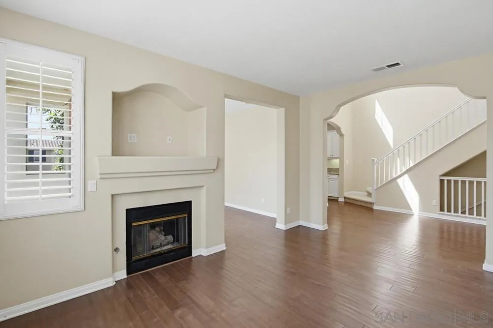 Photo #9: 260019330 Listing: Photo #9