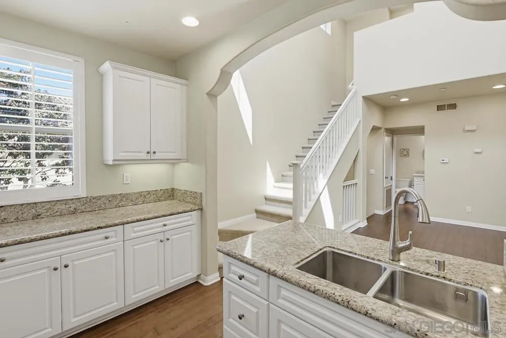 Photo #17: 260019330 Listing: Photo #17