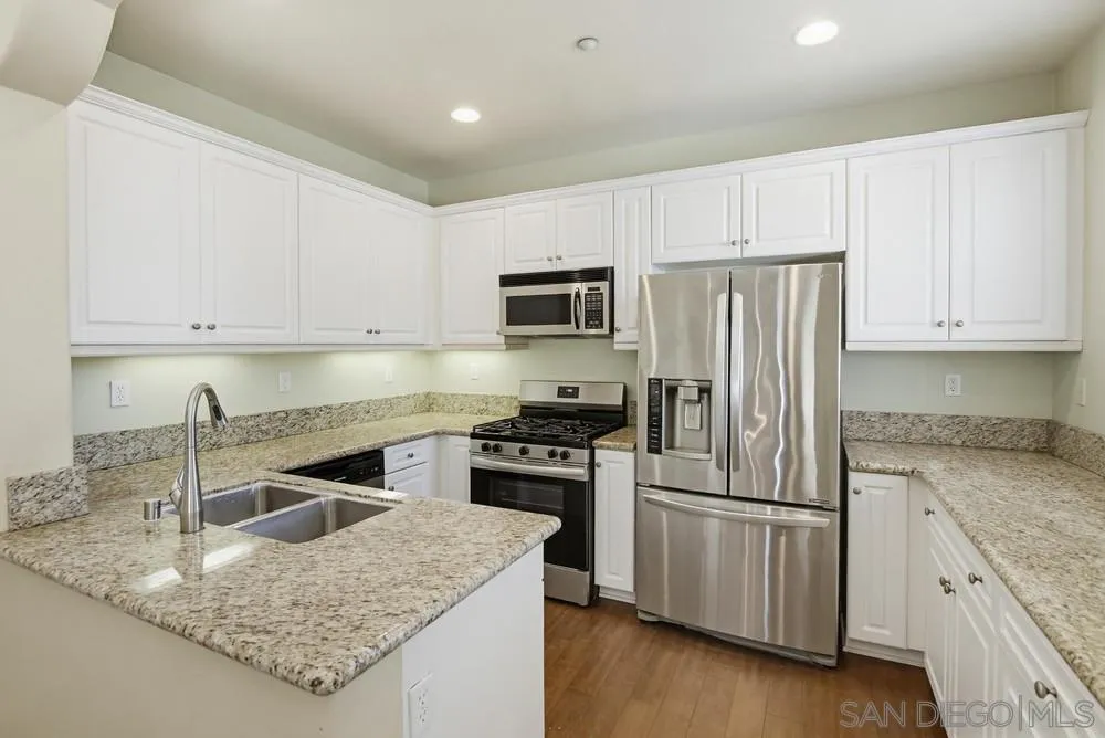 Photo #15: 260019330 Listing: Photo #15