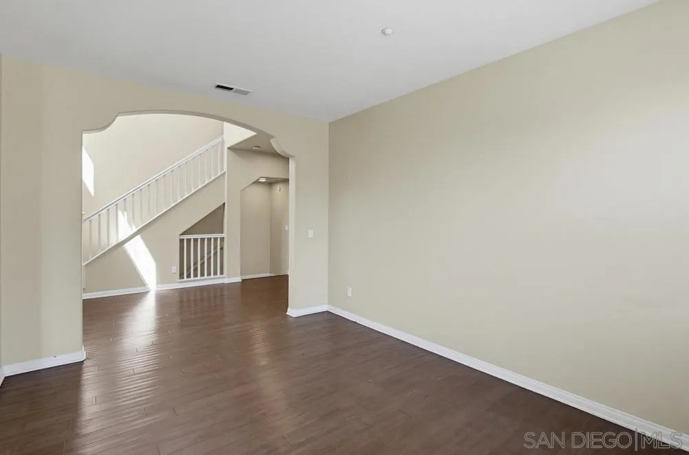 Photo #10: 260019330 Listing: Photo #10