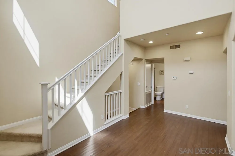 Photo #7: 260019330 Listing: Photo #7