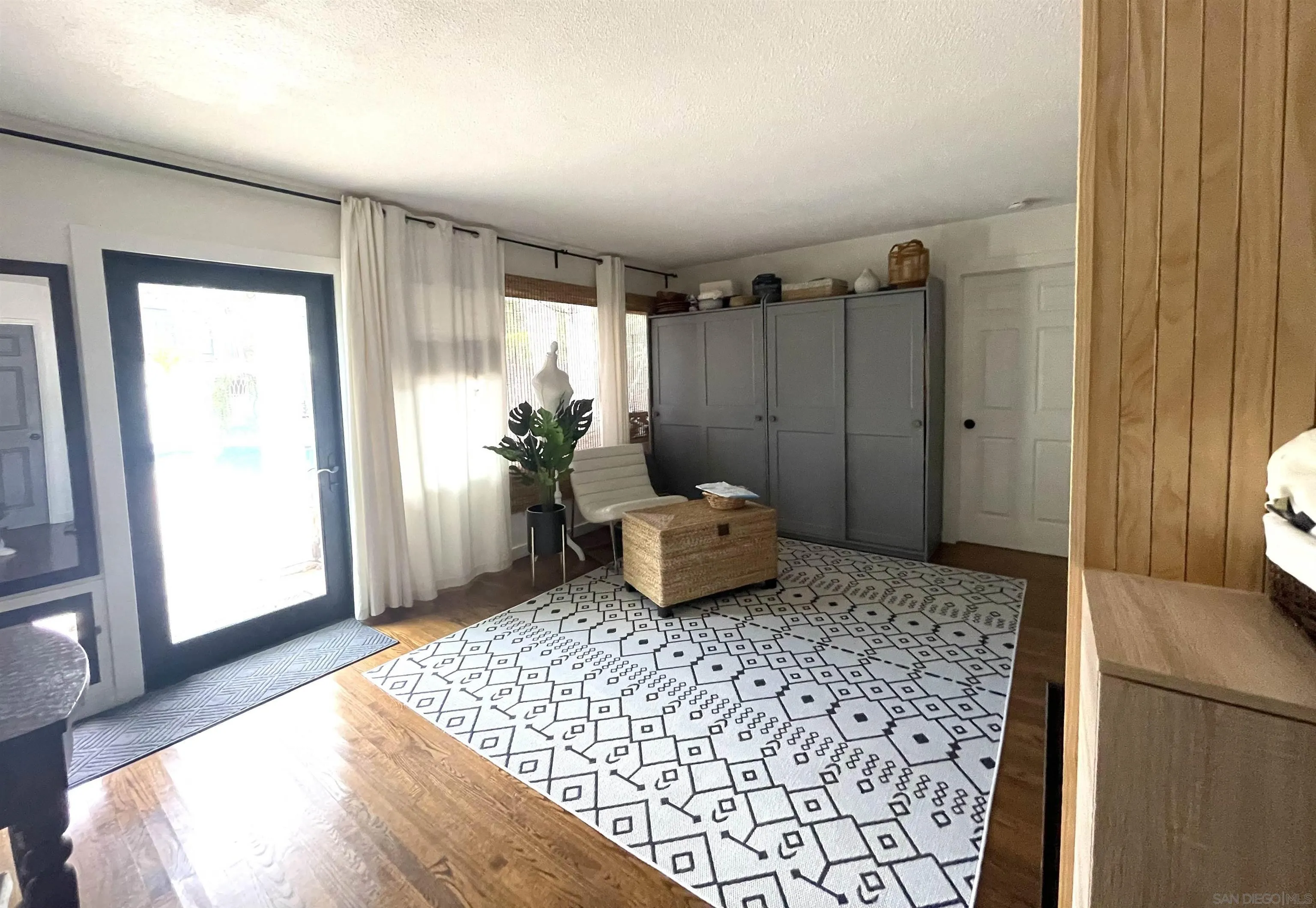 https://cdn.realtyfeed.com/cdn/127/260019332/67d33e83e7fbe1b0cb2568ce854a6818.webp