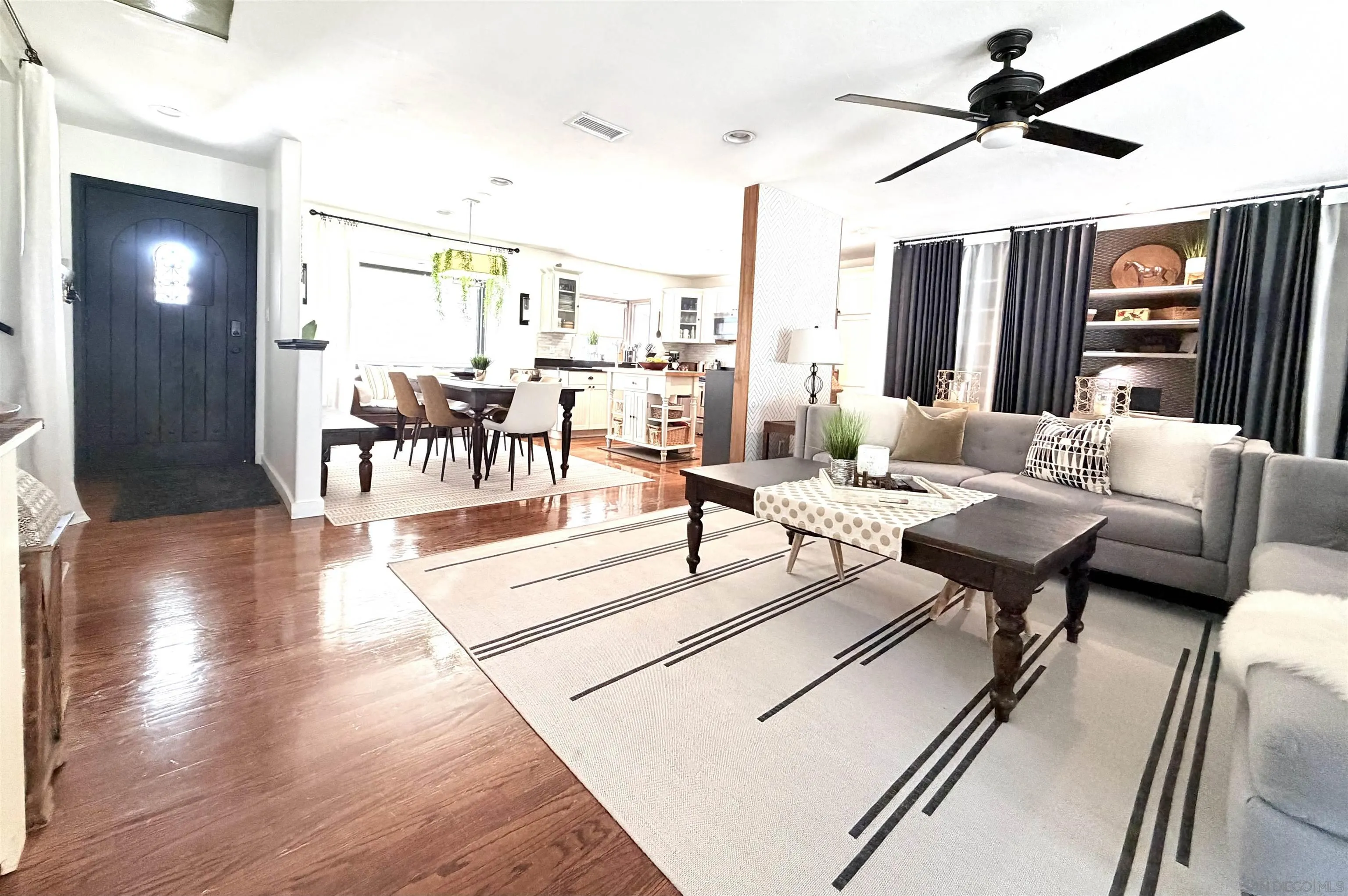 https://cdn.realtyfeed.com/cdn/127/260019332/6f0284dd68713ab44d70896f518f9680.webp