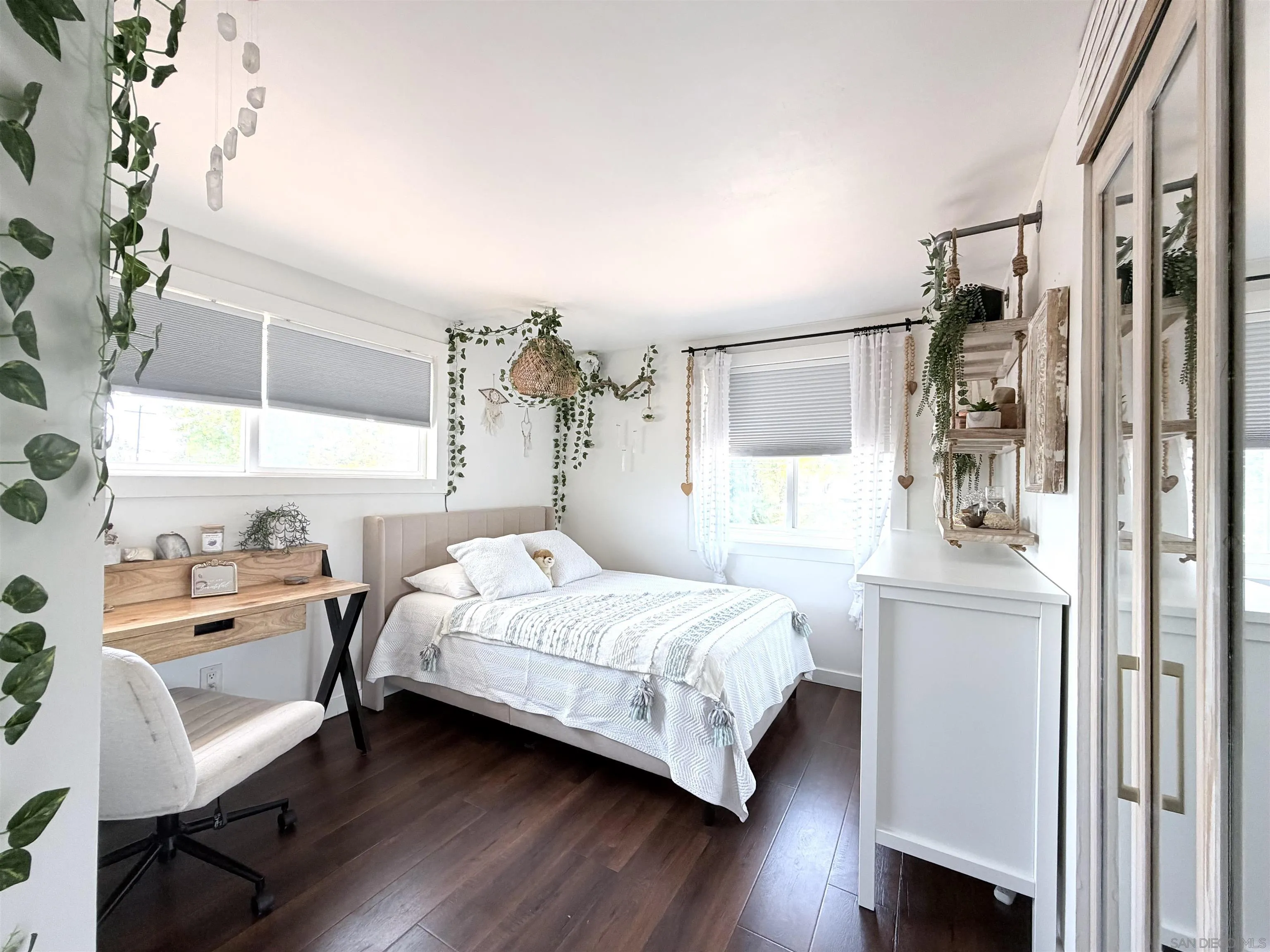 https://cdn.realtyfeed.com/cdn/127/260019332/bf7599afd6a18fc12b418e2cbc32f80a.webp