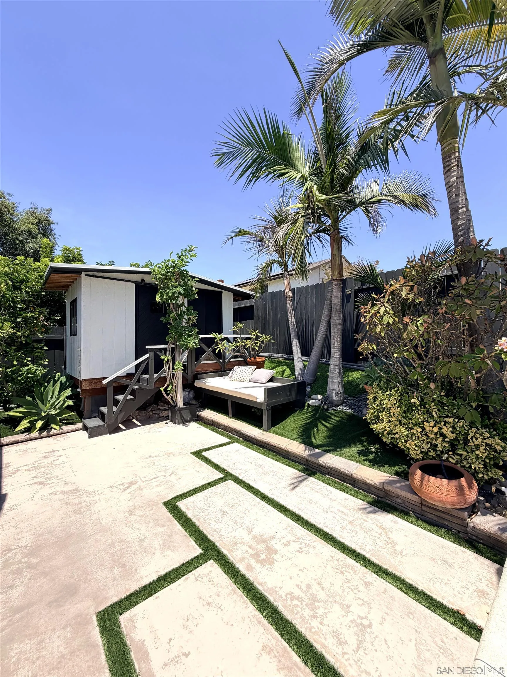 https://cdn.realtyfeed.com/cdn/127/260019332/cca5bfd55ecb8a517694722bd025a910.webp
