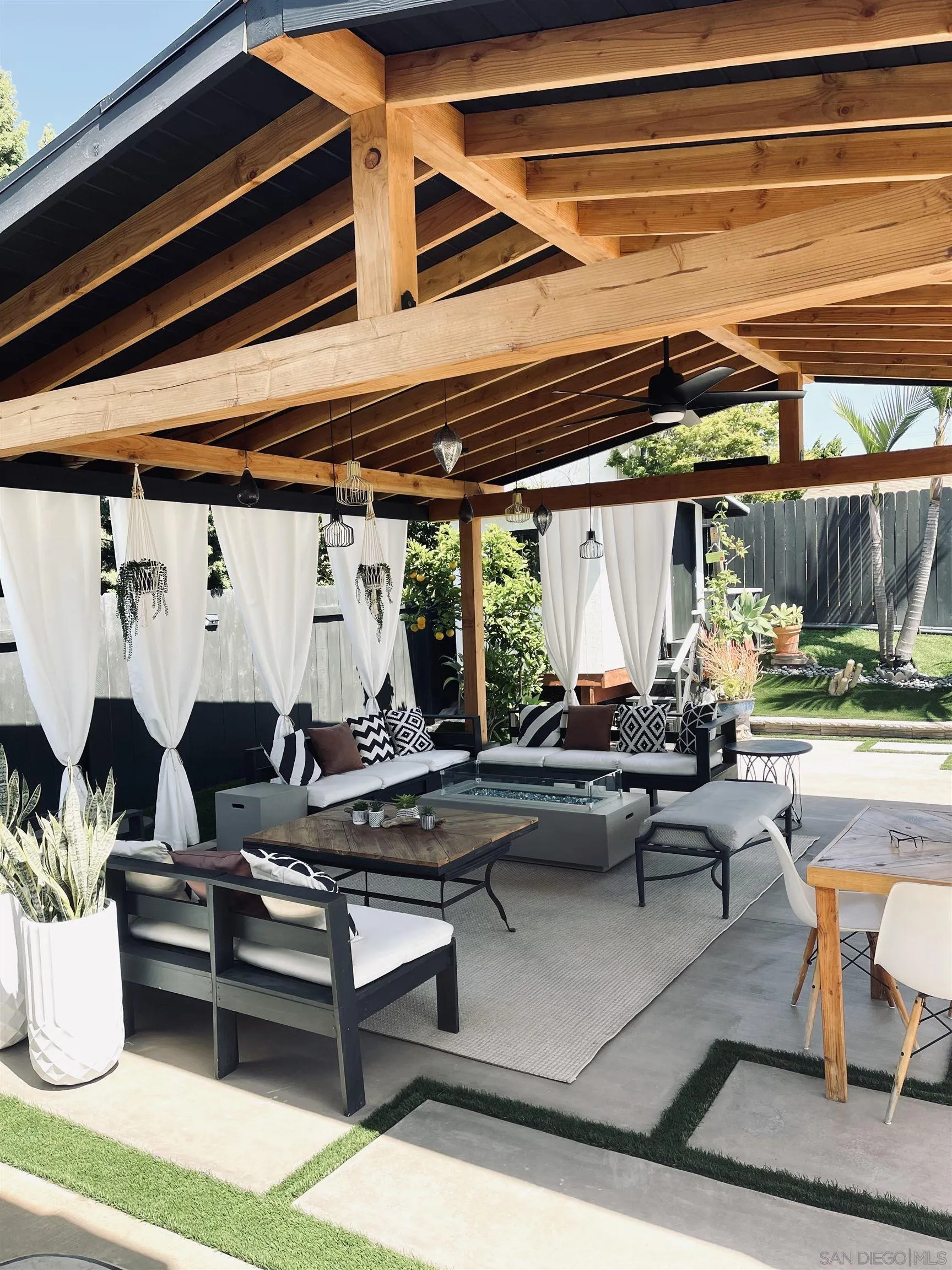 https://cdn.realtyfeed.com/cdn/127/260019332/d61d90328c9ed3f86c6d8a95ea736b7f.webp