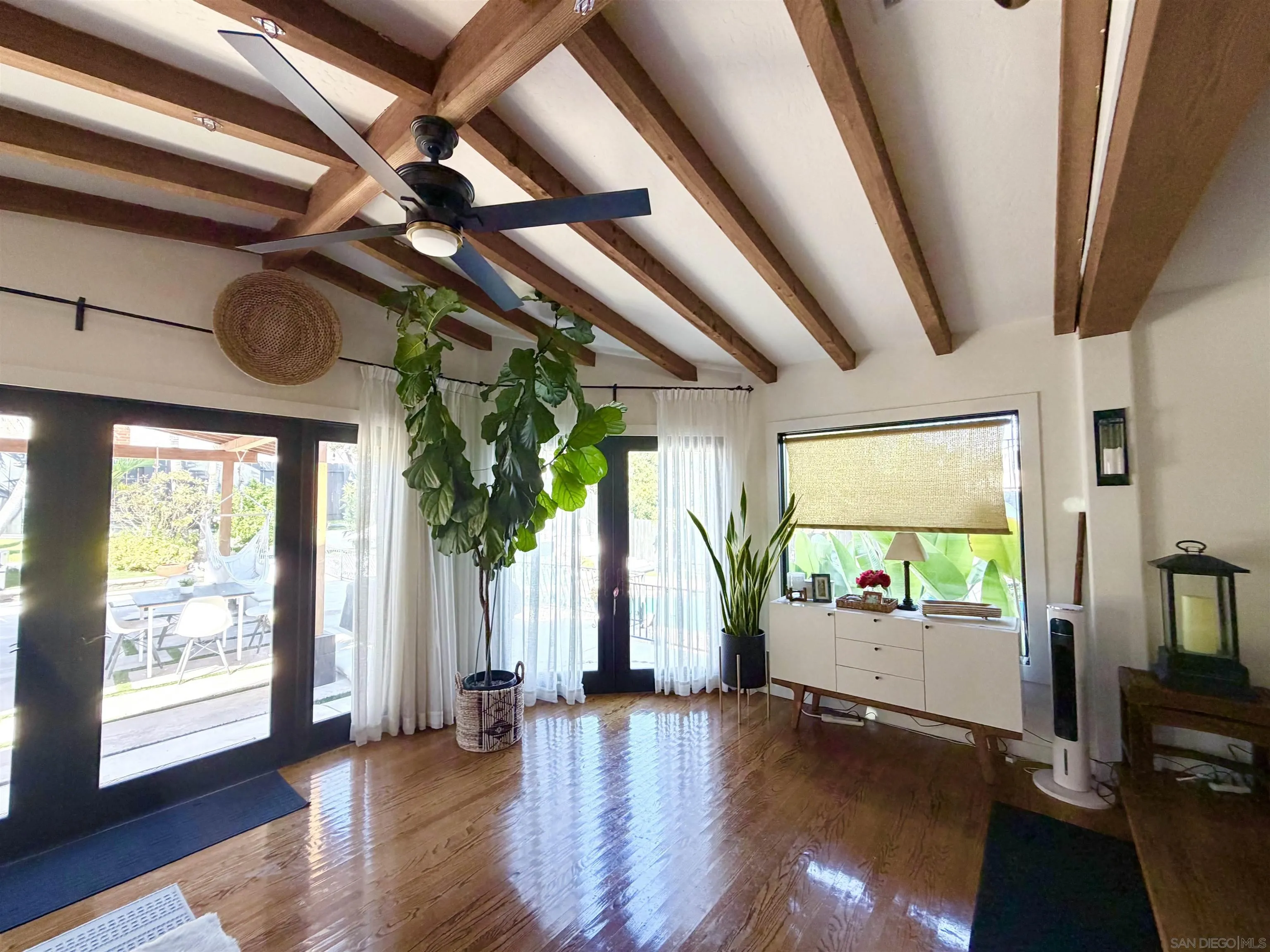 https://cdn.realtyfeed.com/cdn/127/260019332/da461acd576f5c3ec4896cc74ec2e60b.webp