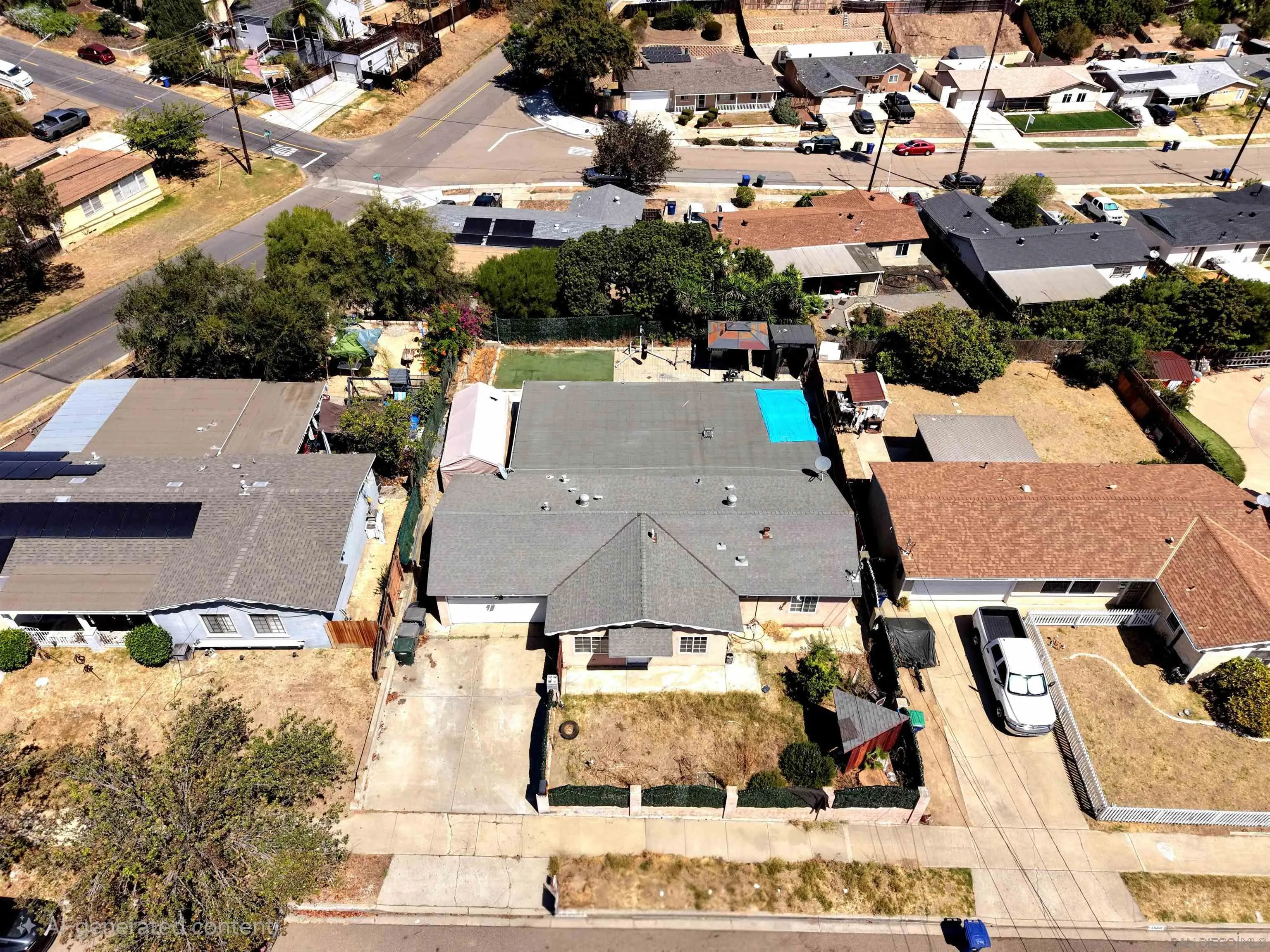 https://cdn.realtyfeed.com/cdn/127/260019333/4e7e92ece8f8add5979a2d8357e6074e.webp
