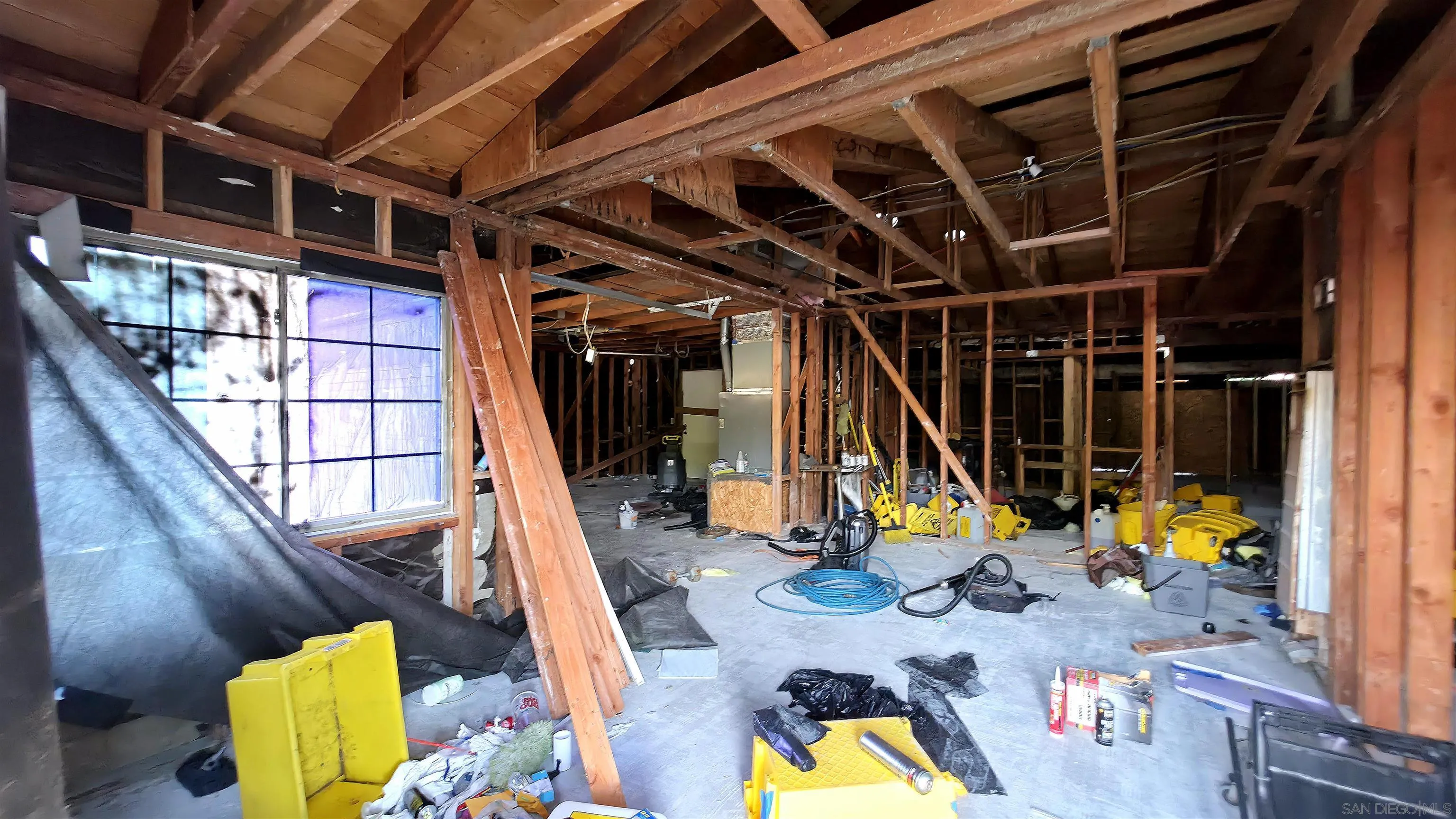 https://cdn.realtyfeed.com/cdn/127/260019333/eedd72535a34d9c0dccf1f194f1c58e3.webp