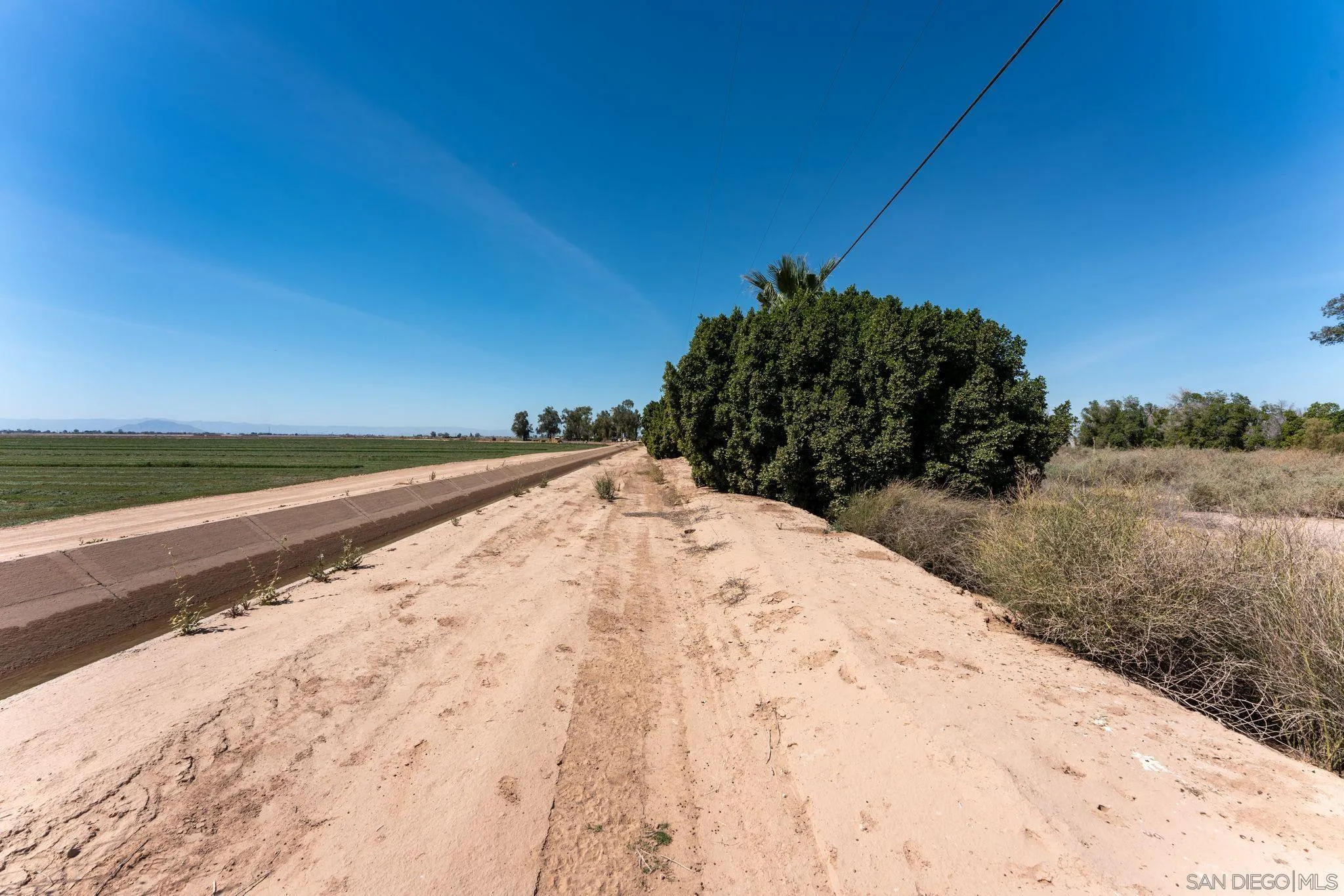 2465 Meloland Rd #1, El Centro, CA 92243, photo 14