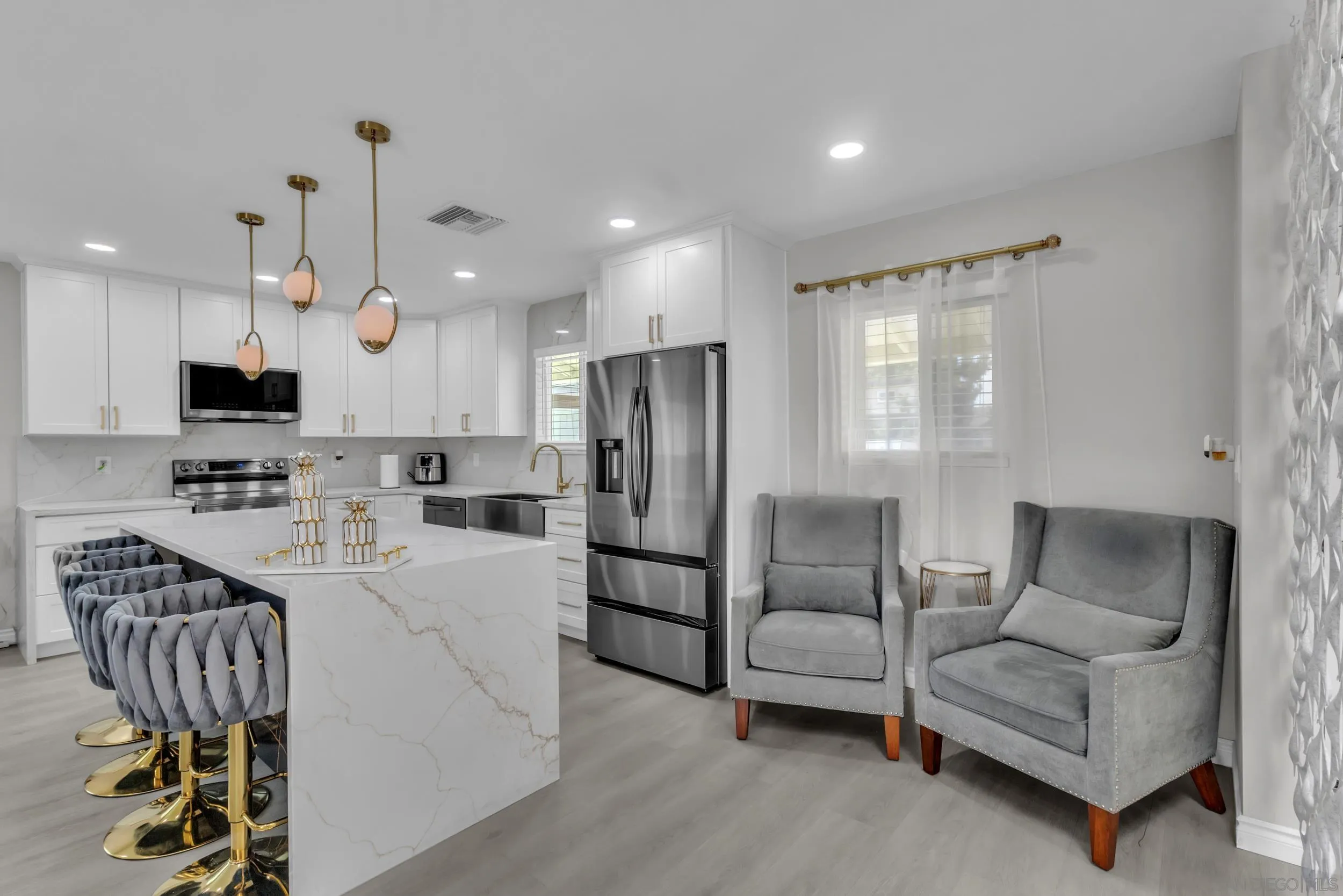 https://cdn.realtyfeed.com/cdn/127/260019337/1478e4a31927d12e136a2840157dc95d.webp