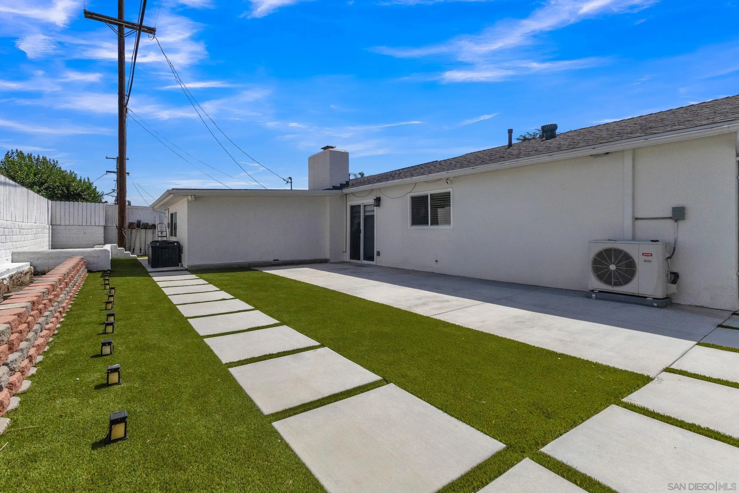 https://cdn.realtyfeed.com/cdn/127/260019337/30db42f8d31052328e0b71ca7eedc497.webp