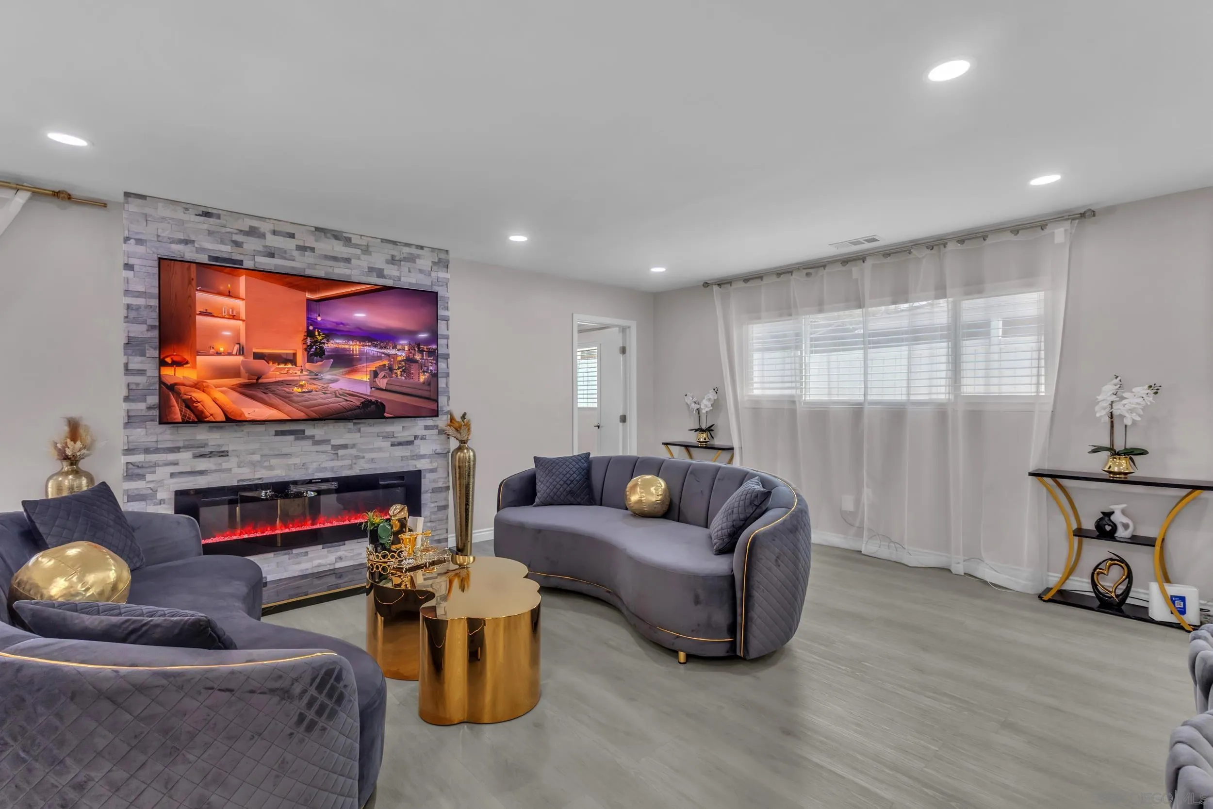 https://cdn.realtyfeed.com/cdn/127/260019337/bffc33242c04f9be1df586e5515fb591.webp