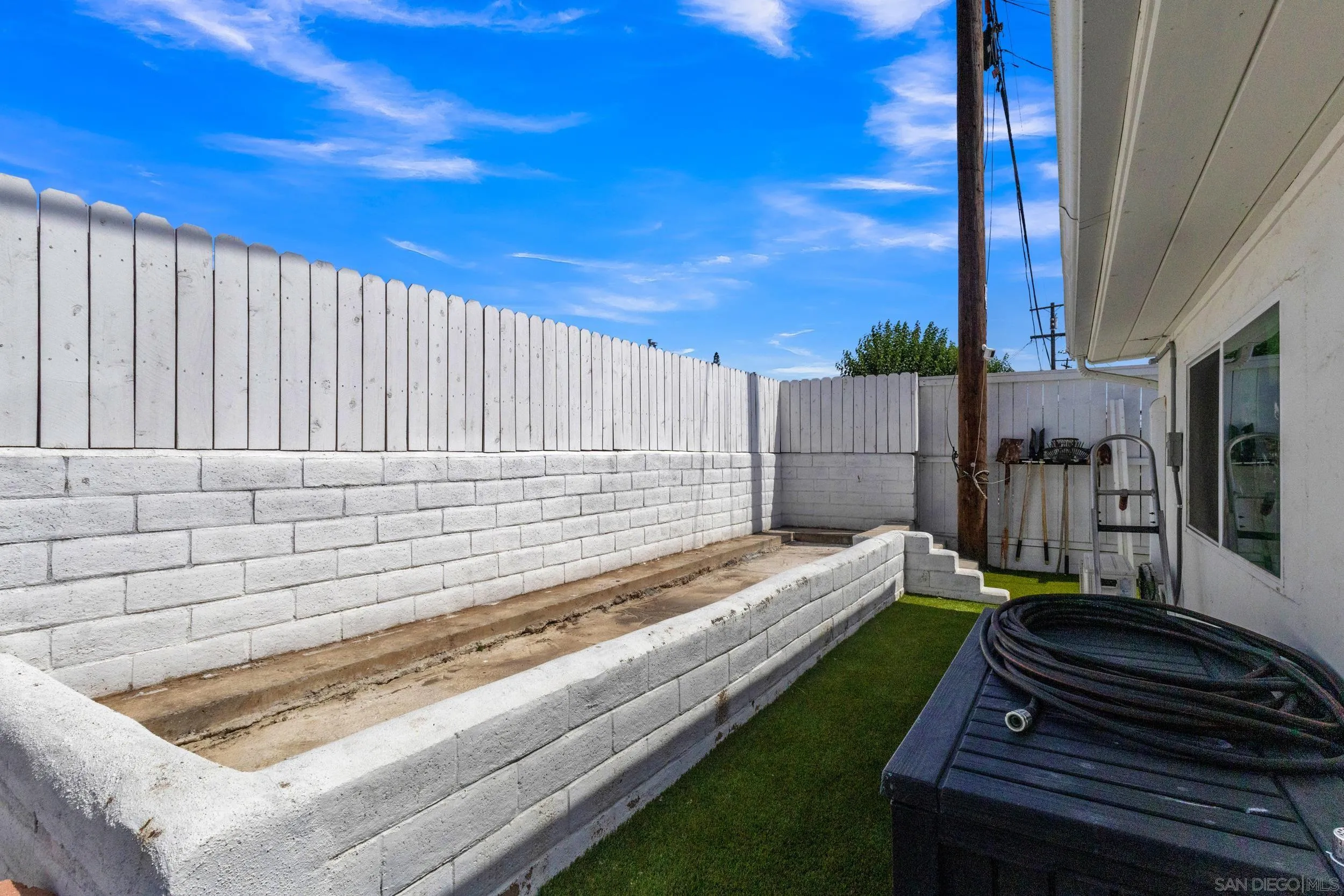 https://cdn.realtyfeed.com/cdn/127/260019337/d2fbffa243f93666c150c7526ae21049.webp