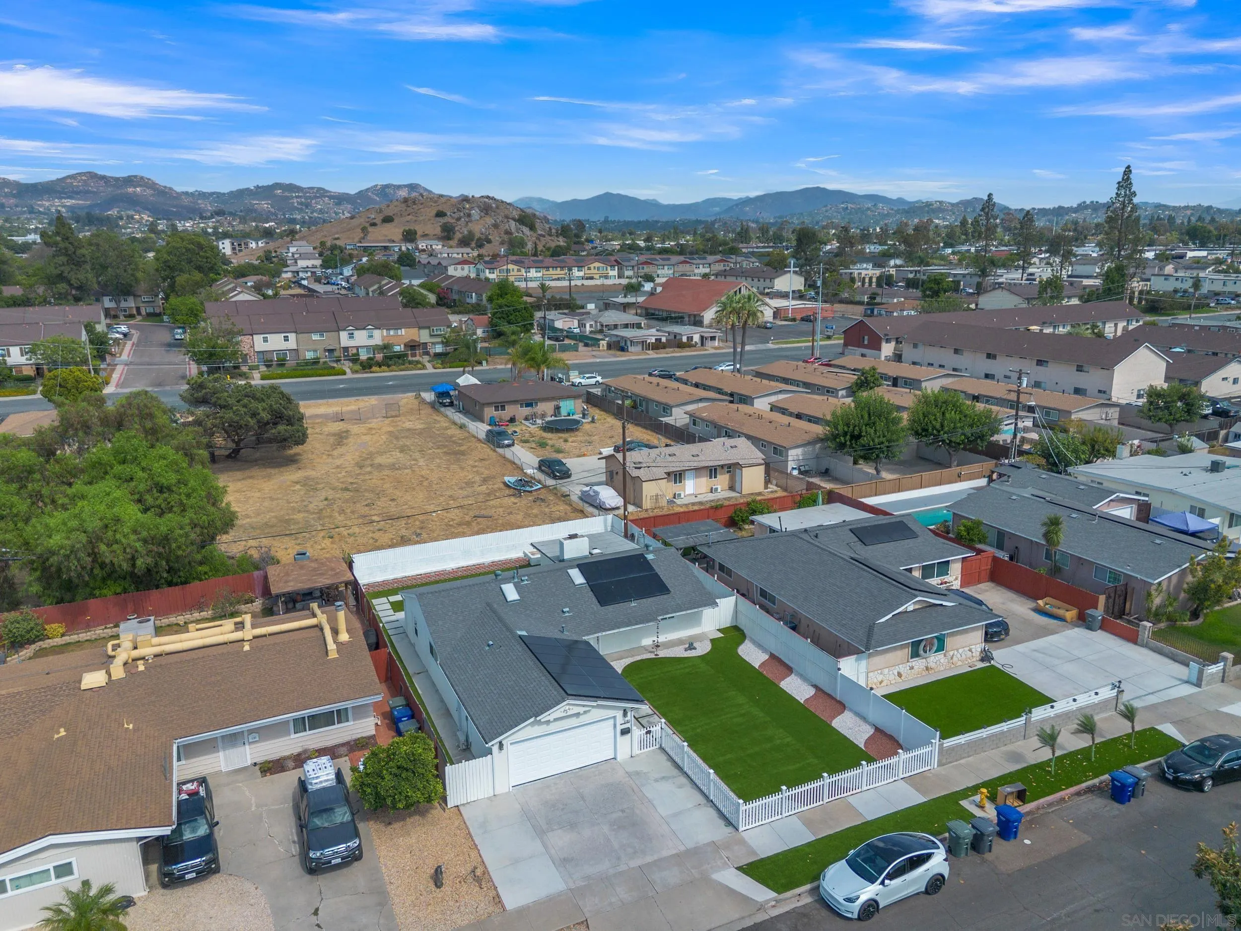 https://cdn.realtyfeed.com/cdn/127/260019337/e342fbd4a614db751552cff5b21da06c.webp
