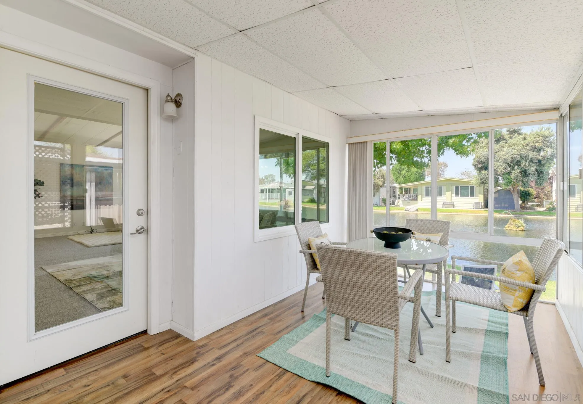 https://cdn.realtyfeed.com/cdn/127/260019338/140ac7e75feea18e29a0eb966a643af3.webp