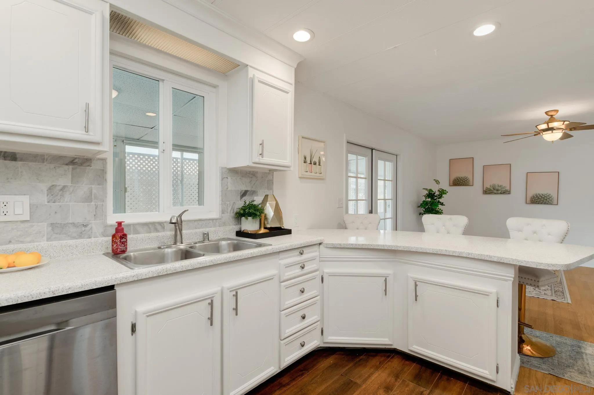 https://cdn.realtyfeed.com/cdn/127/260019338/1f11ab94c99e72c2d181009686328333.webp