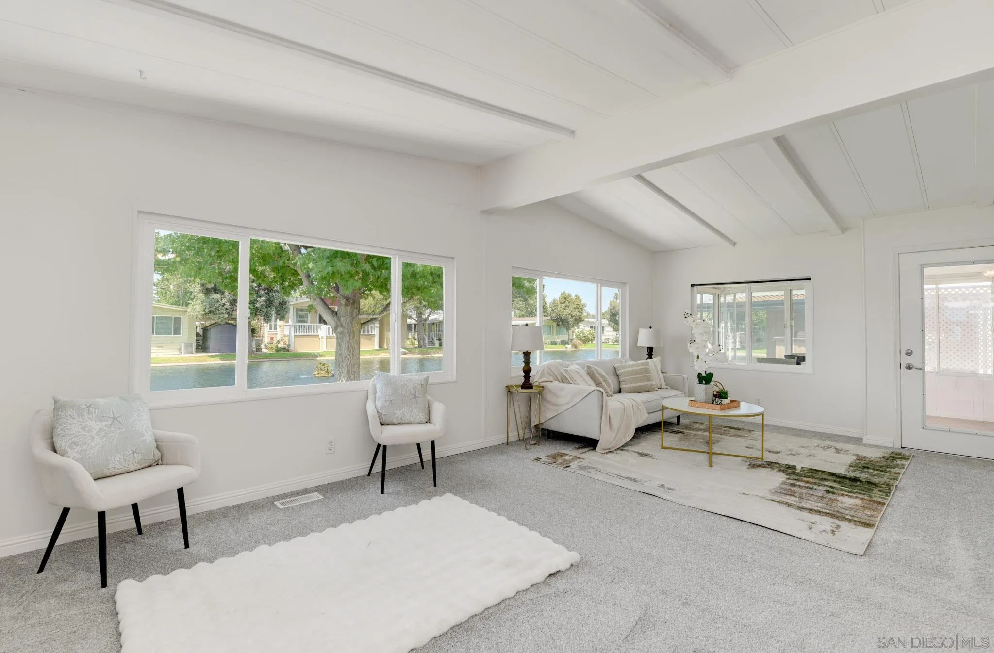 https://cdn.realtyfeed.com/cdn/127/260019338/30cfc614343ef1fadb988798cb415486.webp