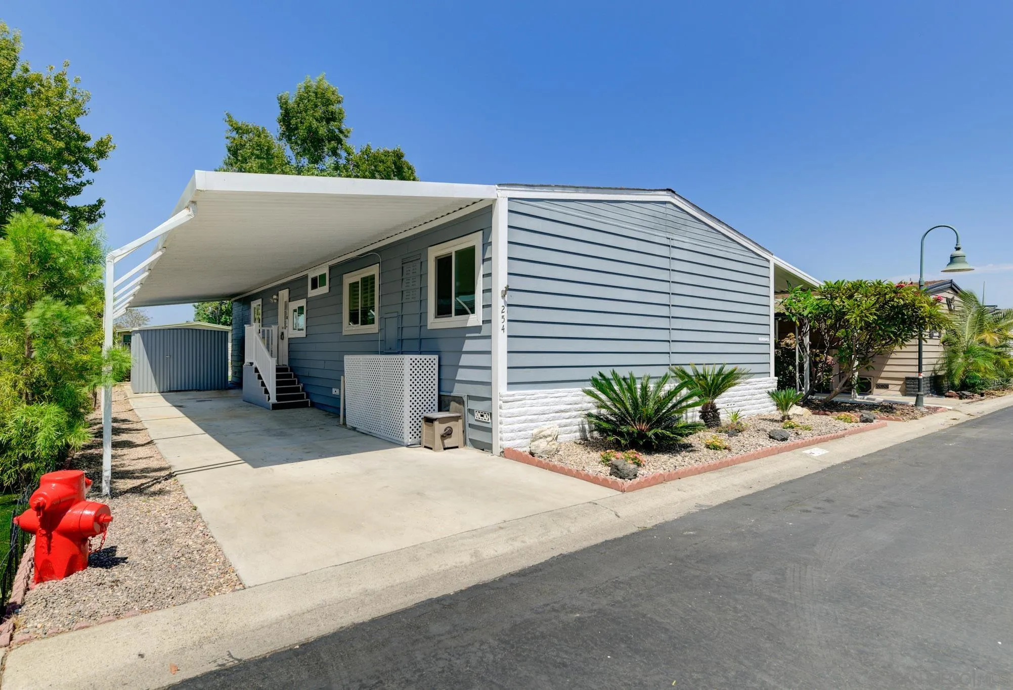 https://cdn.realtyfeed.com/cdn/127/260019338/43f04a83e477c0c22e898b38e4d2d3c5.webp
