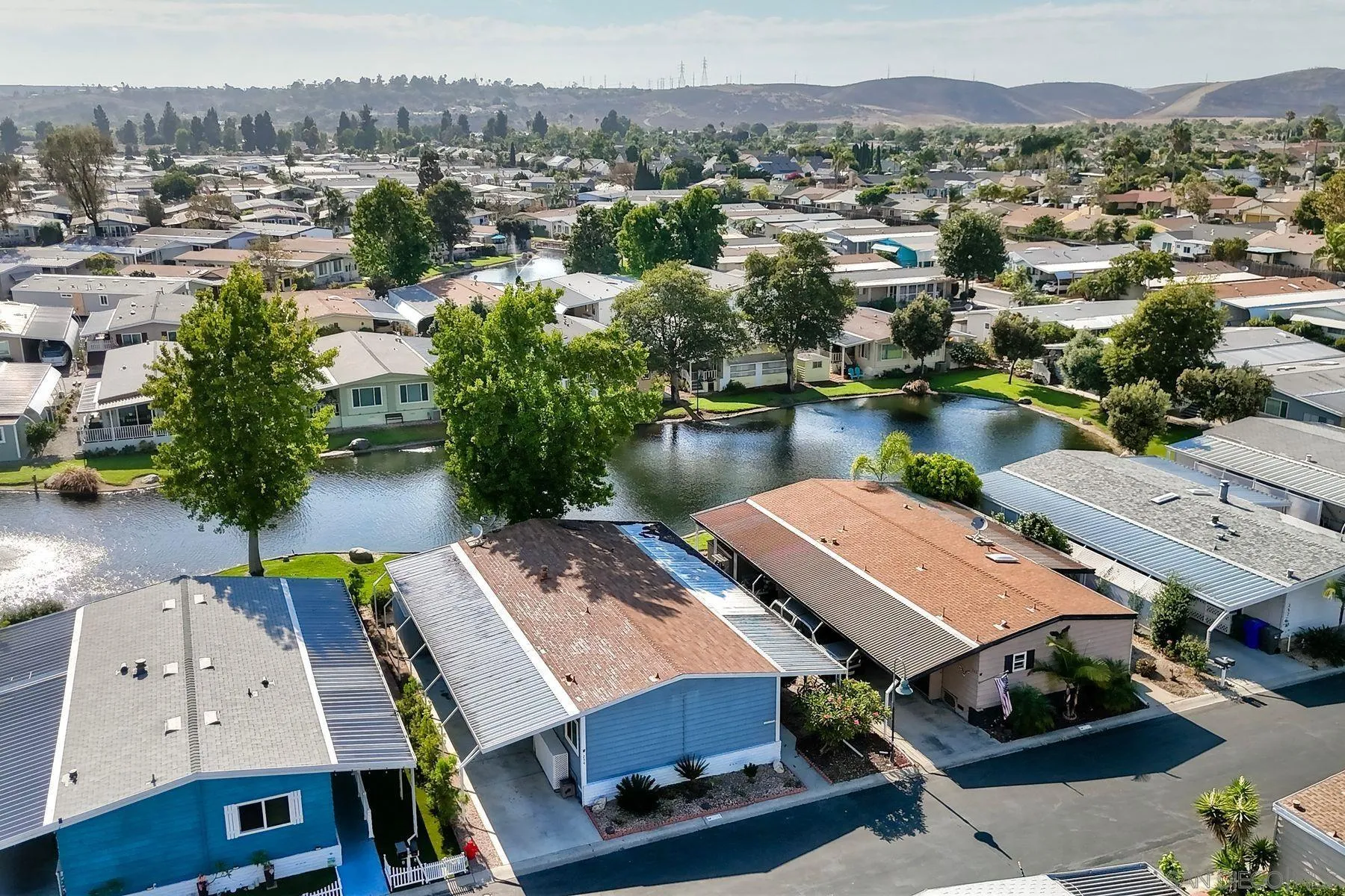 https://cdn.realtyfeed.com/cdn/127/260019338/9ba0e219717d58396b2bf9925c05147f.webp