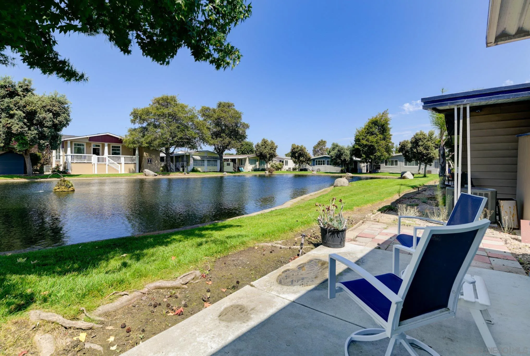https://cdn.realtyfeed.com/cdn/127/260019338/c5dae9ee5084e1f337f3033032bb7429.webp