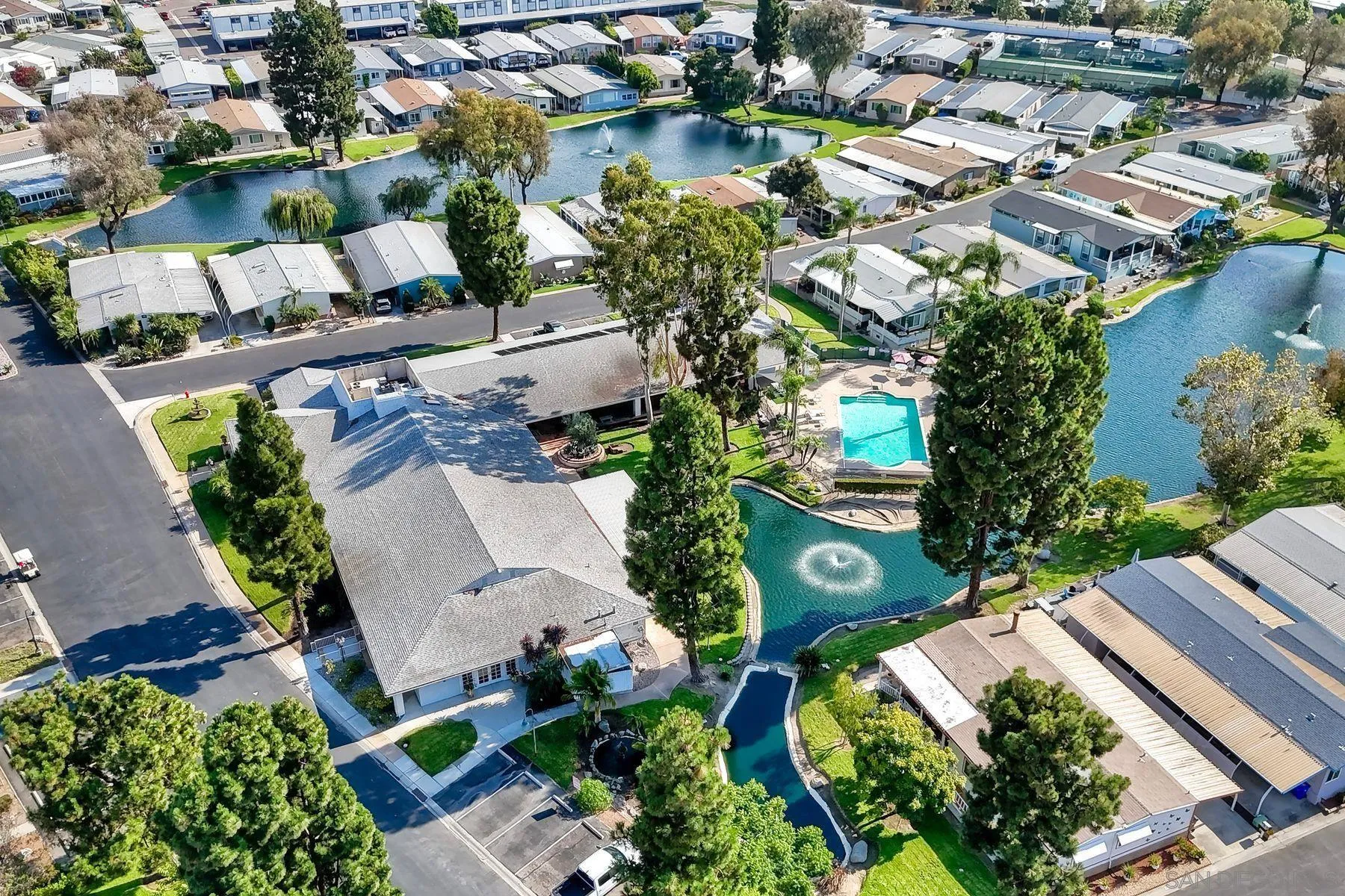 https://cdn.realtyfeed.com/cdn/127/260019338/d3c589aef623d6c2bd07bbed79c01f10.webp