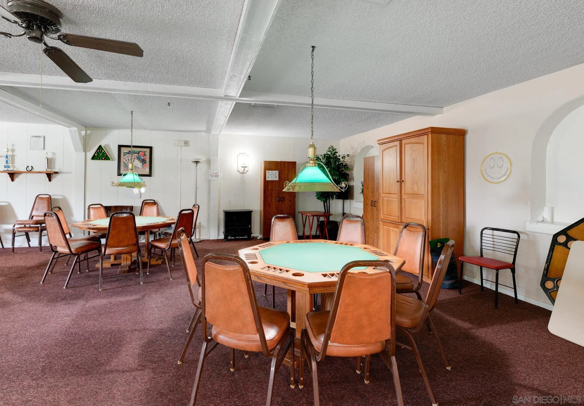 https://cdn.realtyfeed.com/cdn/127/260019338/d48f820bdb3709f438bb16ec41666062.webp