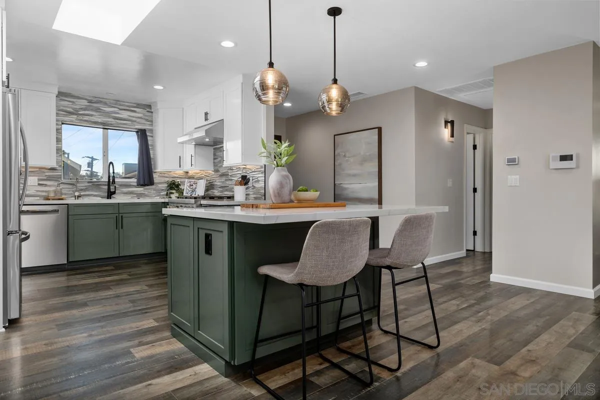 https://cdn.realtyfeed.com/cdn/127/260019339/63095229115d1ef2faaae7220f384aaa.webp