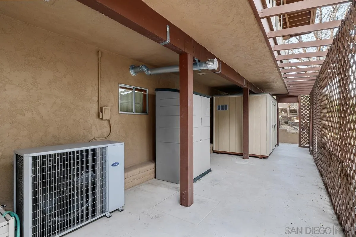 https://cdn.realtyfeed.com/cdn/127/260019339/90efbee3ac8663014ec3c2ec70b713a3.webp