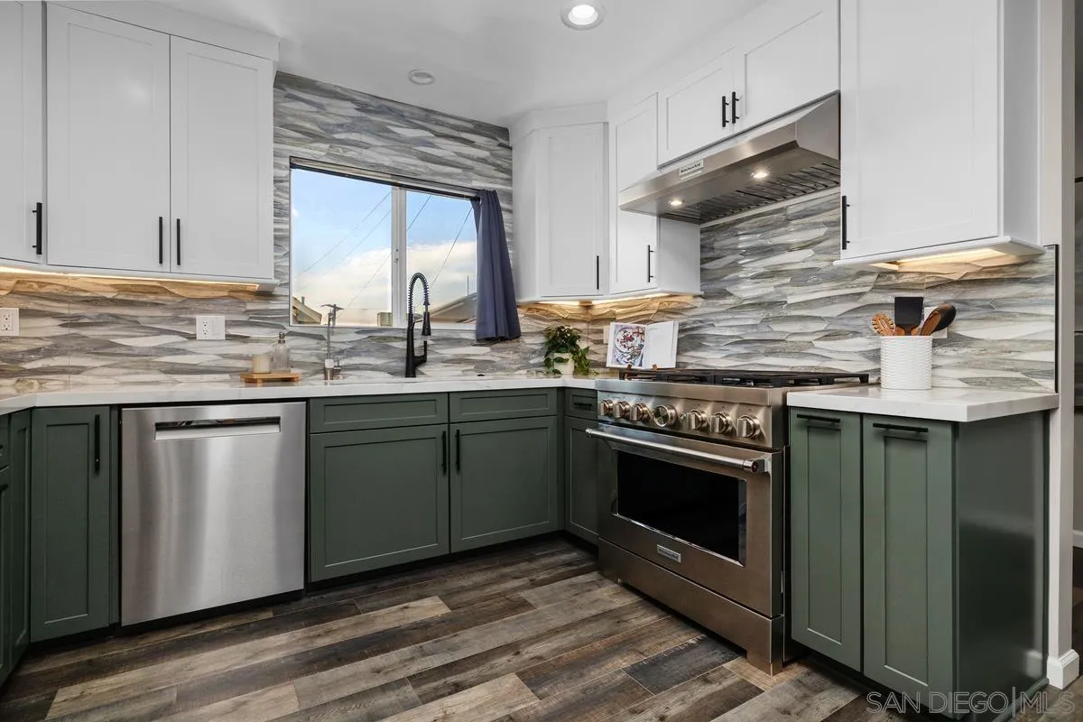 https://cdn.realtyfeed.com/cdn/127/260019339/ca7170578594427abef6e5a278df411d.webp