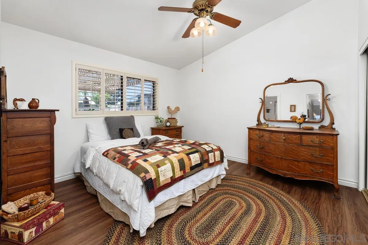 https://cdn.realtyfeed.com/cdn/127/260019341/960bfb508a91bc943dc6e827aa155221.webp
