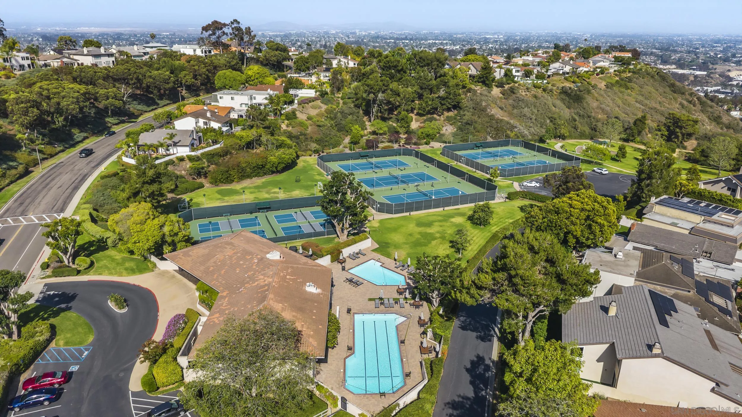 Photo #42: 260019342 Listing: Photo #42