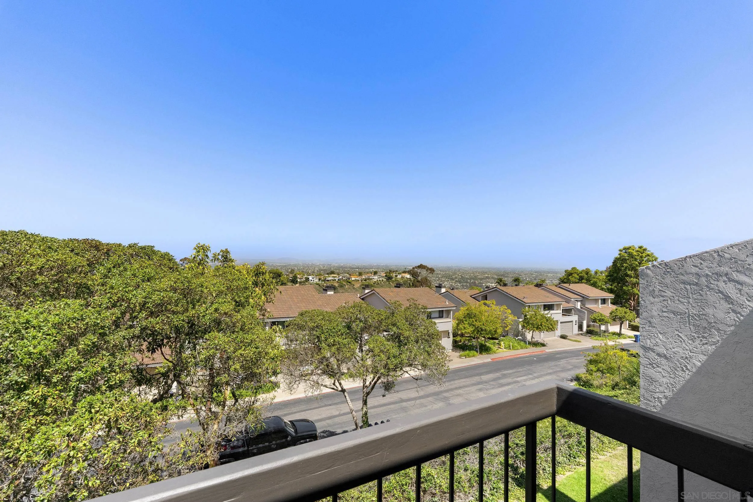 Photo #13: 260019342 Listing: Photo #13