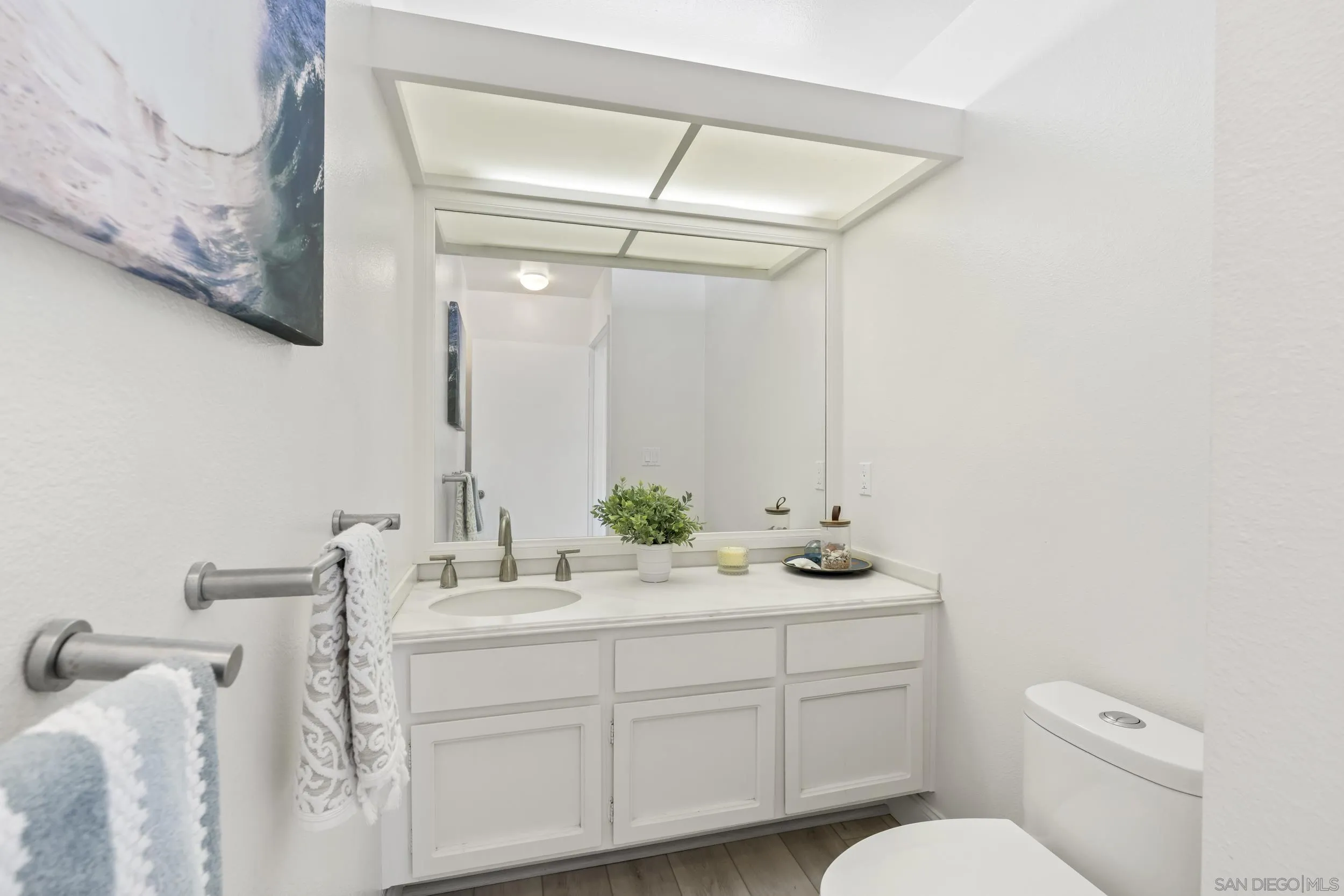 Photo #19: 260019342 Listing: Photo #19
