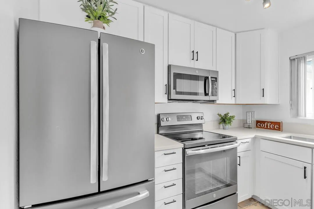 Photo #10: 260019346 Listing: Photo #10