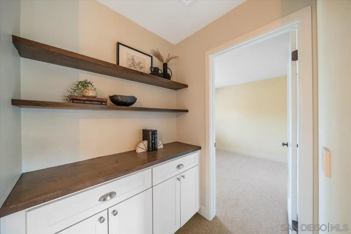 https://cdn.realtyfeed.com/cdn/127/260019348/4a91ef8df6ee030325a298c078a92d9f.webp