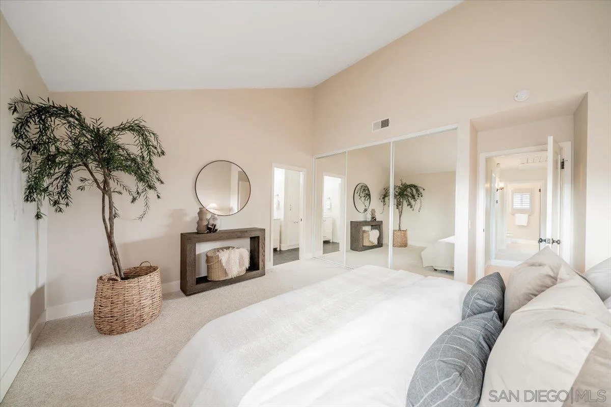 https://cdn.realtyfeed.com/cdn/127/260019348/6b6afe000d86c8d3d6c6e8d76749a0cb.webp