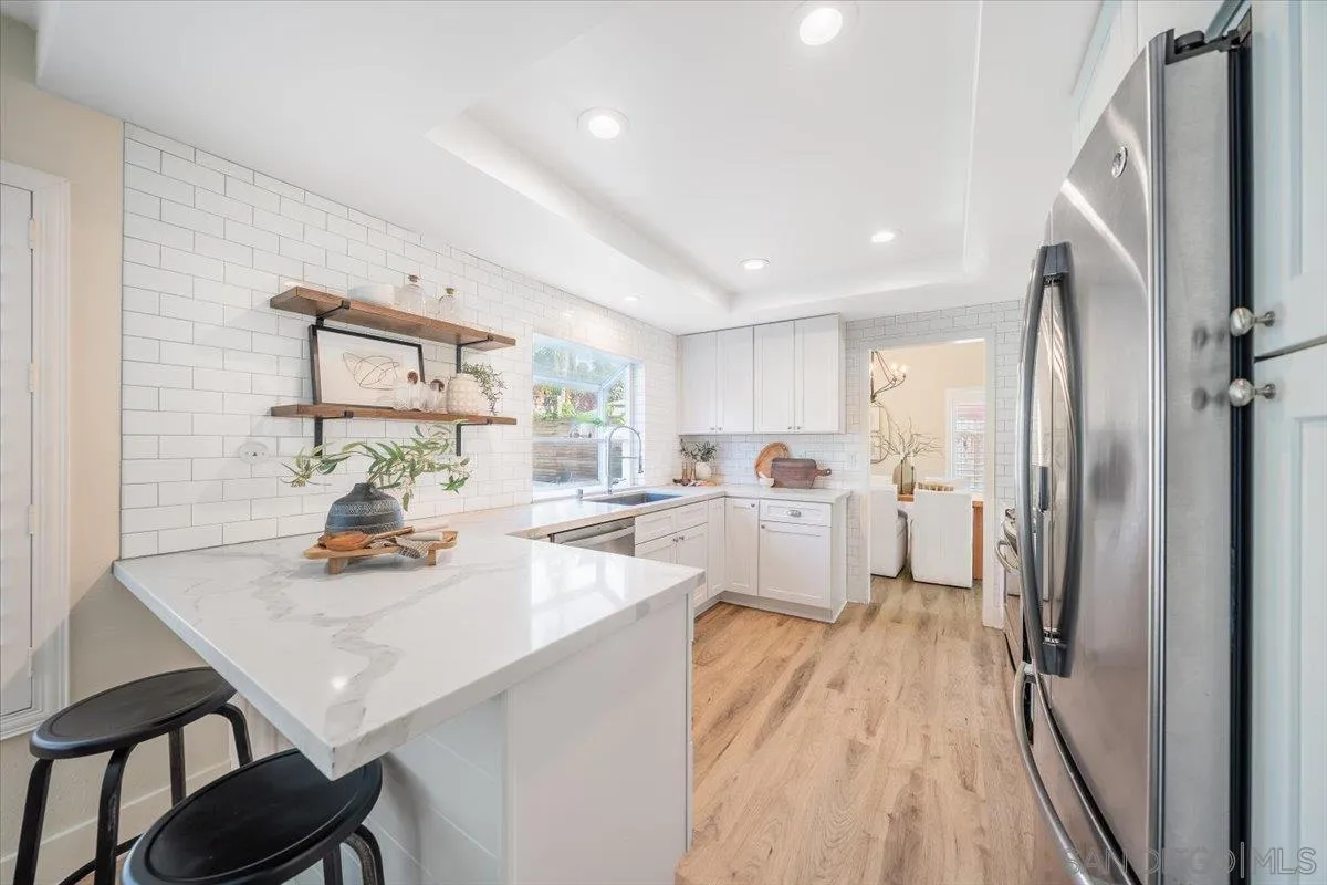 https://cdn.realtyfeed.com/cdn/127/260019348/e9ee2274a76aa130e44a32657e7fd88f.webp