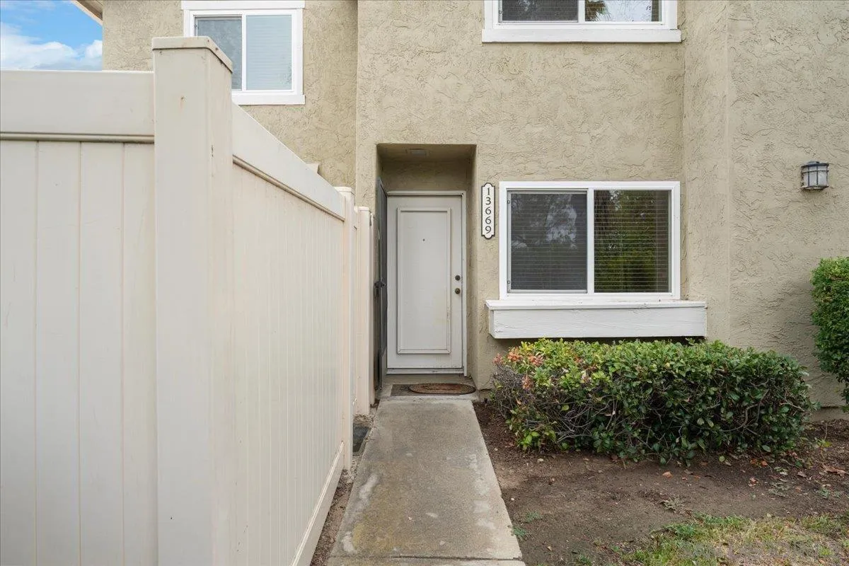 13669 Sycamore Tree, Poway, CA 92064 - Photo 4 of 54, Poway, CA
