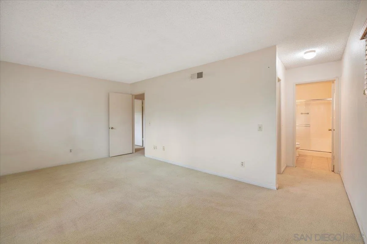 Photo #21: 260019349 Listing: Photo #21