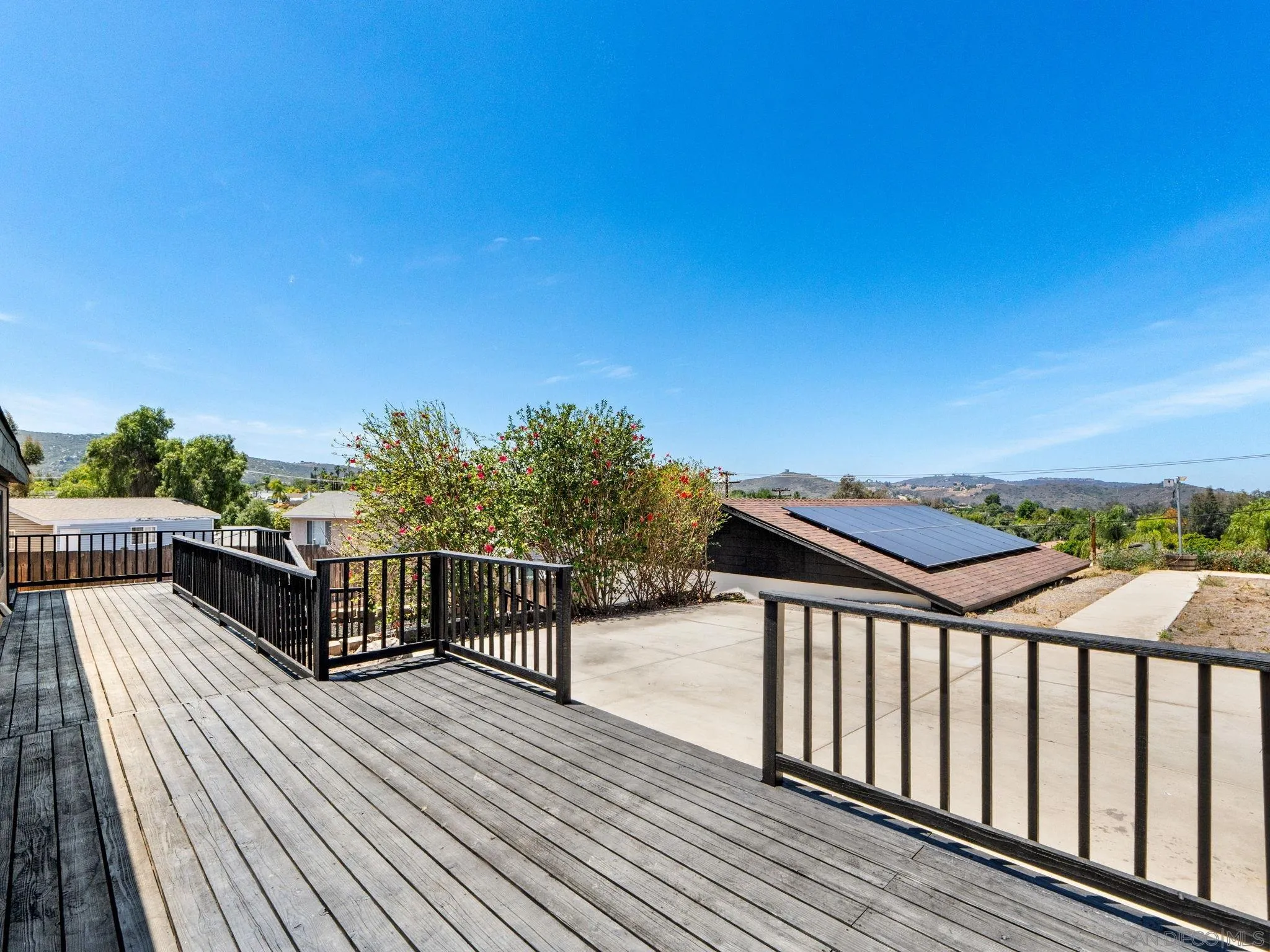 https://cdn.realtyfeed.com/cdn/127/260019350/6bd393ea8295b135b13e1af673a4ad8e.webp