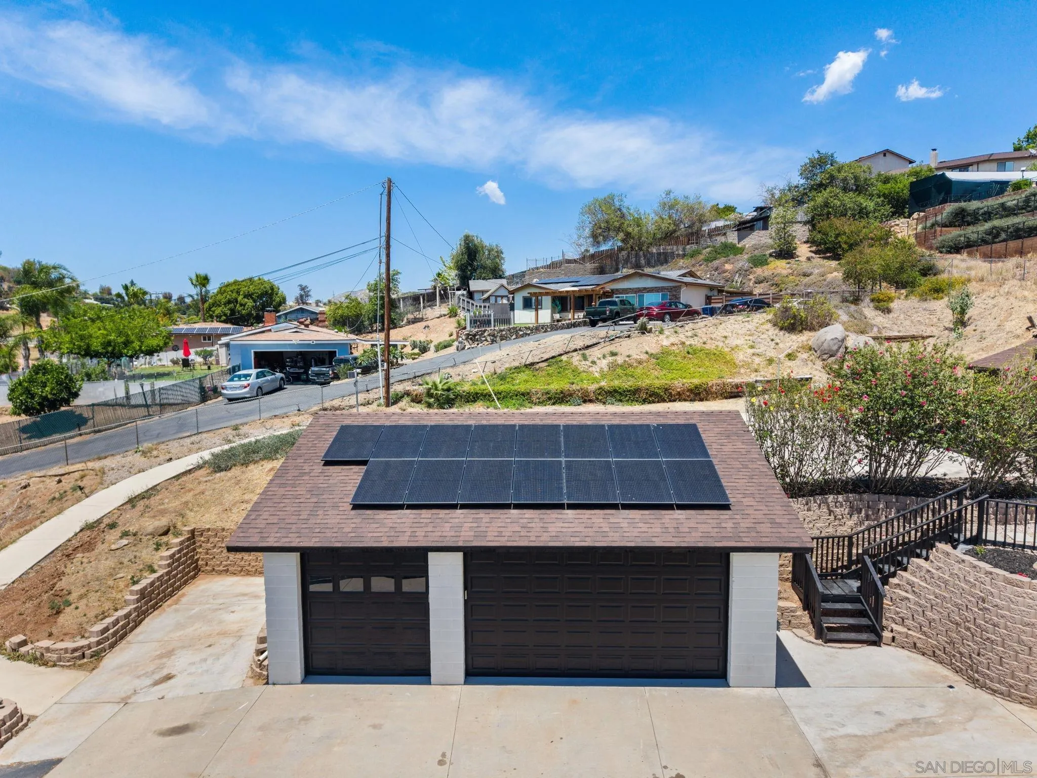 https://cdn.realtyfeed.com/cdn/127/260019350/74a9223442b9afdafb09d8b011bd9144.webp