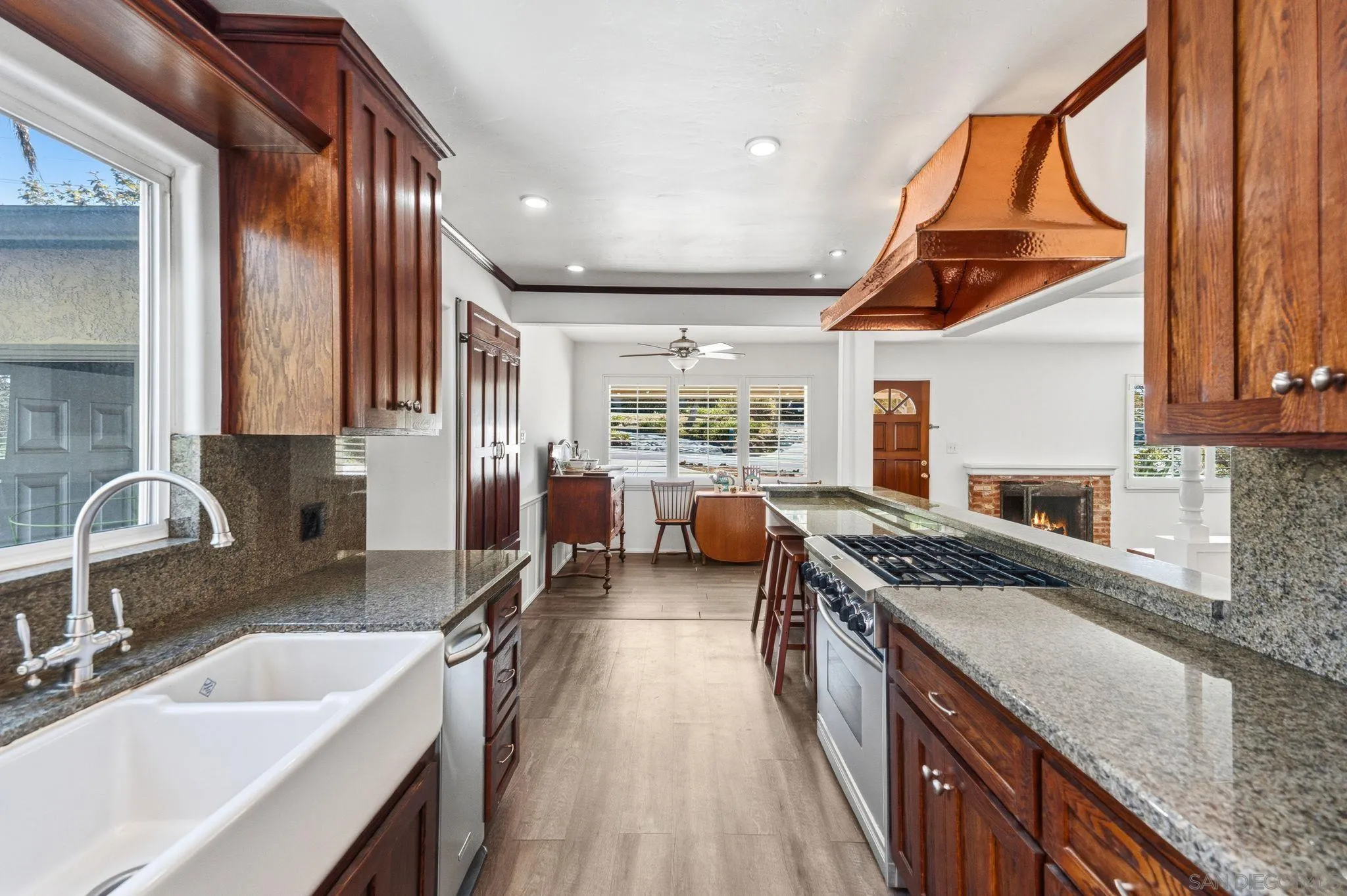 https://cdn.realtyfeed.com/cdn/127/260019351/3a78a222c3d27dc0329b698738cf9526.webp
