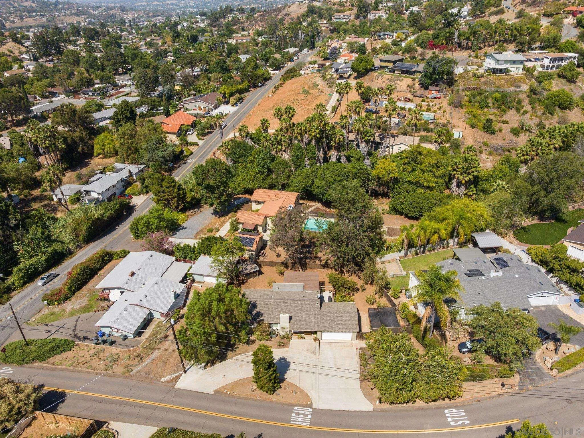 https://cdn.realtyfeed.com/cdn/127/260019351/95c0a2100271b6a3a1ef34071e10a78f.webp