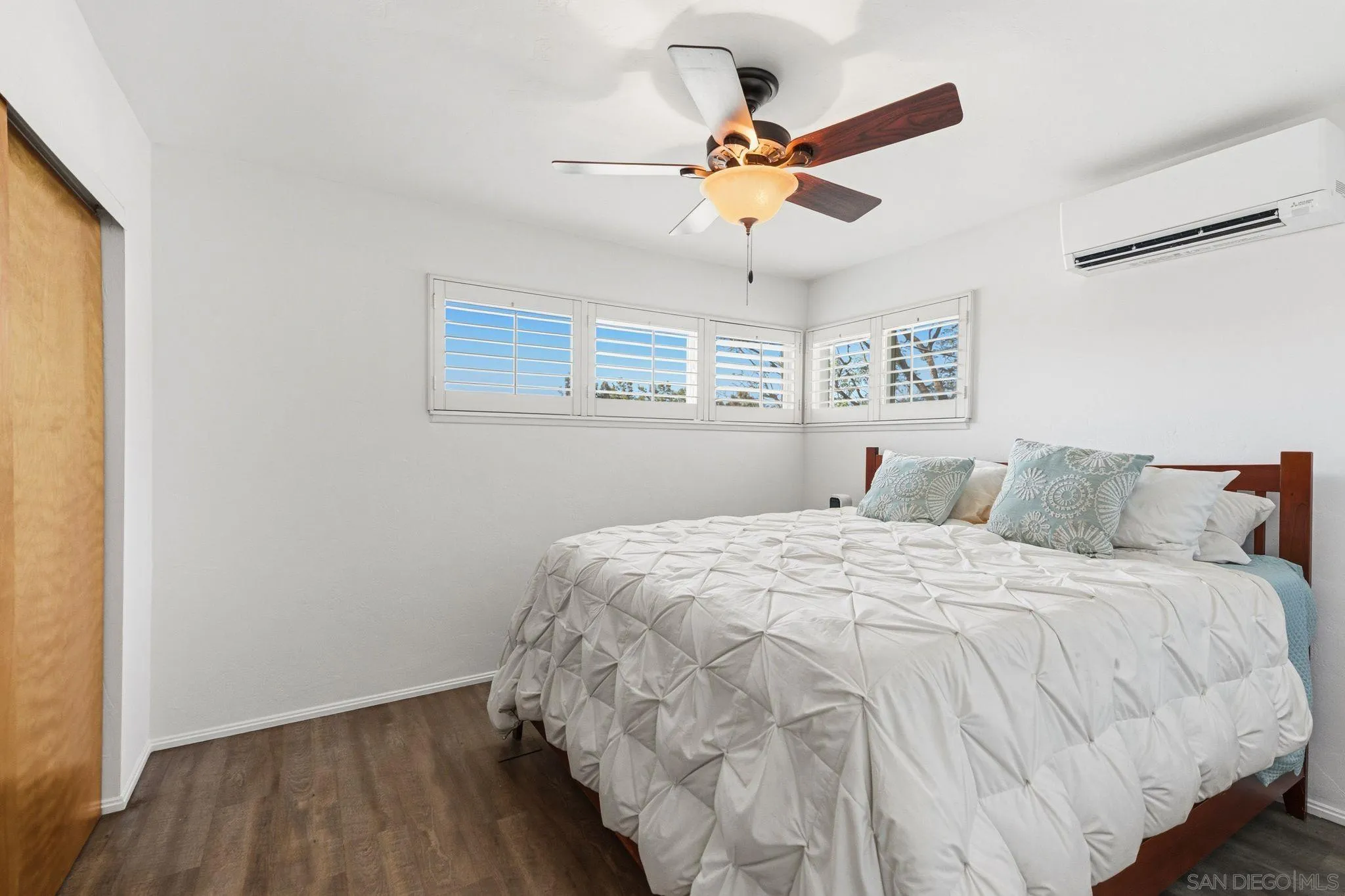 https://cdn.realtyfeed.com/cdn/127/260019351/d8a62798191ea5f0e6ade2d4af17e4ae.webp